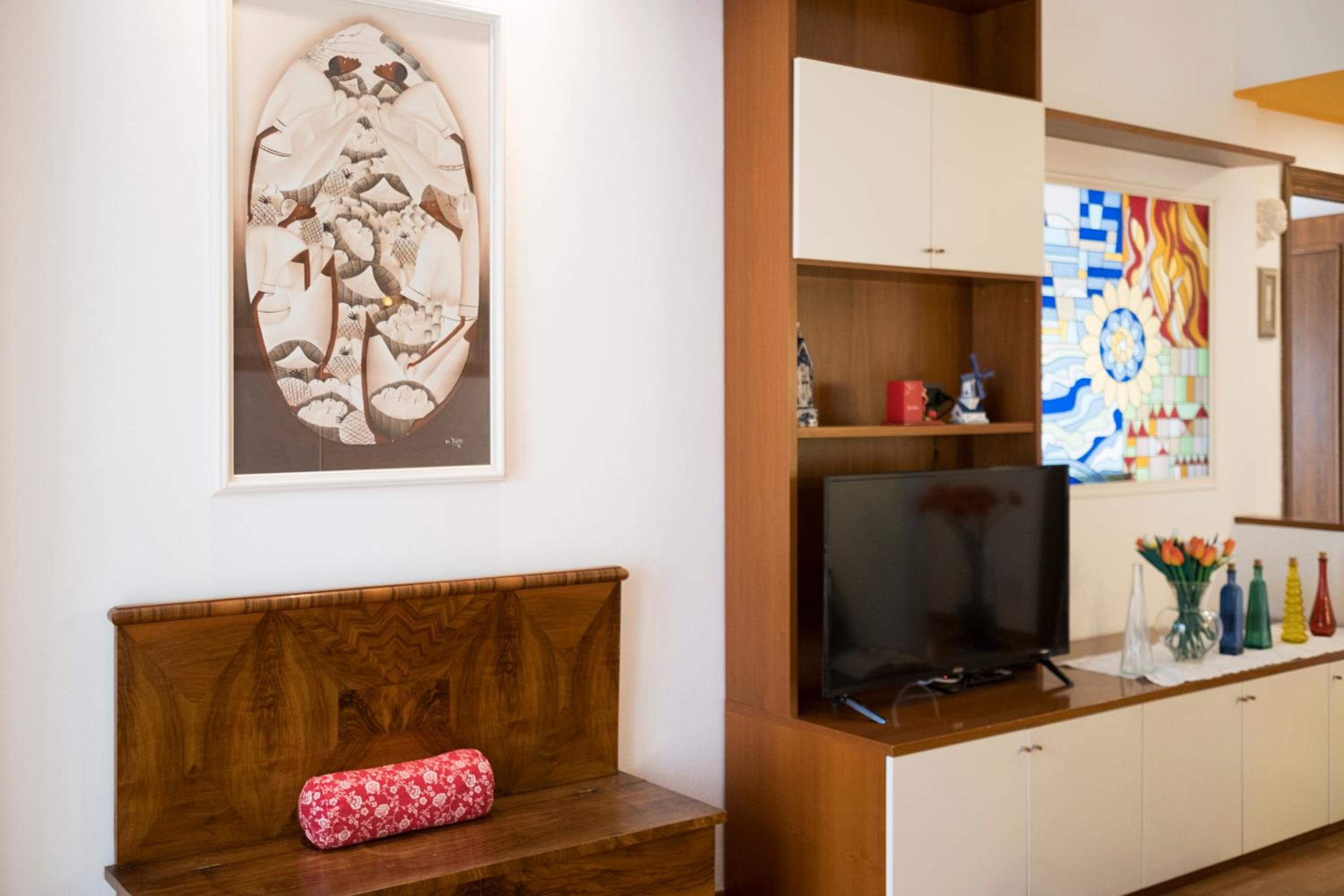 Kriss Apartments