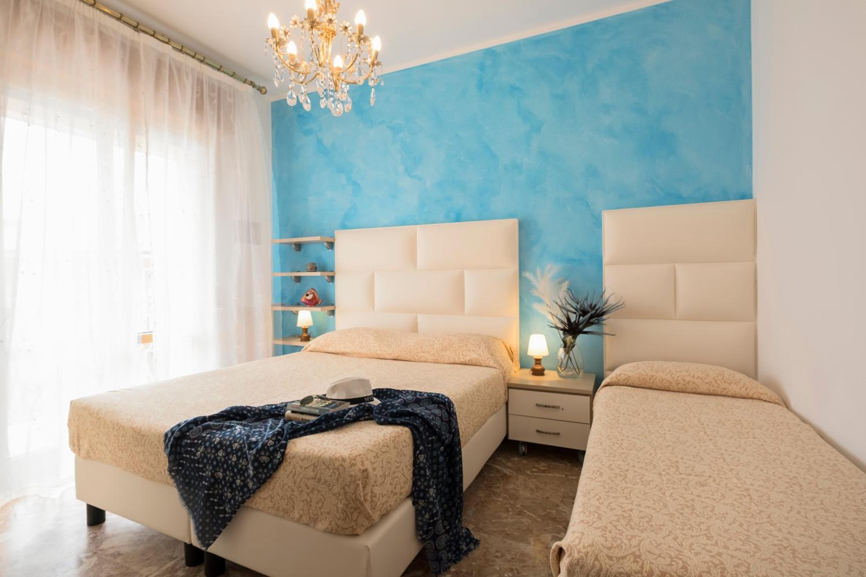 Kriss Apartments