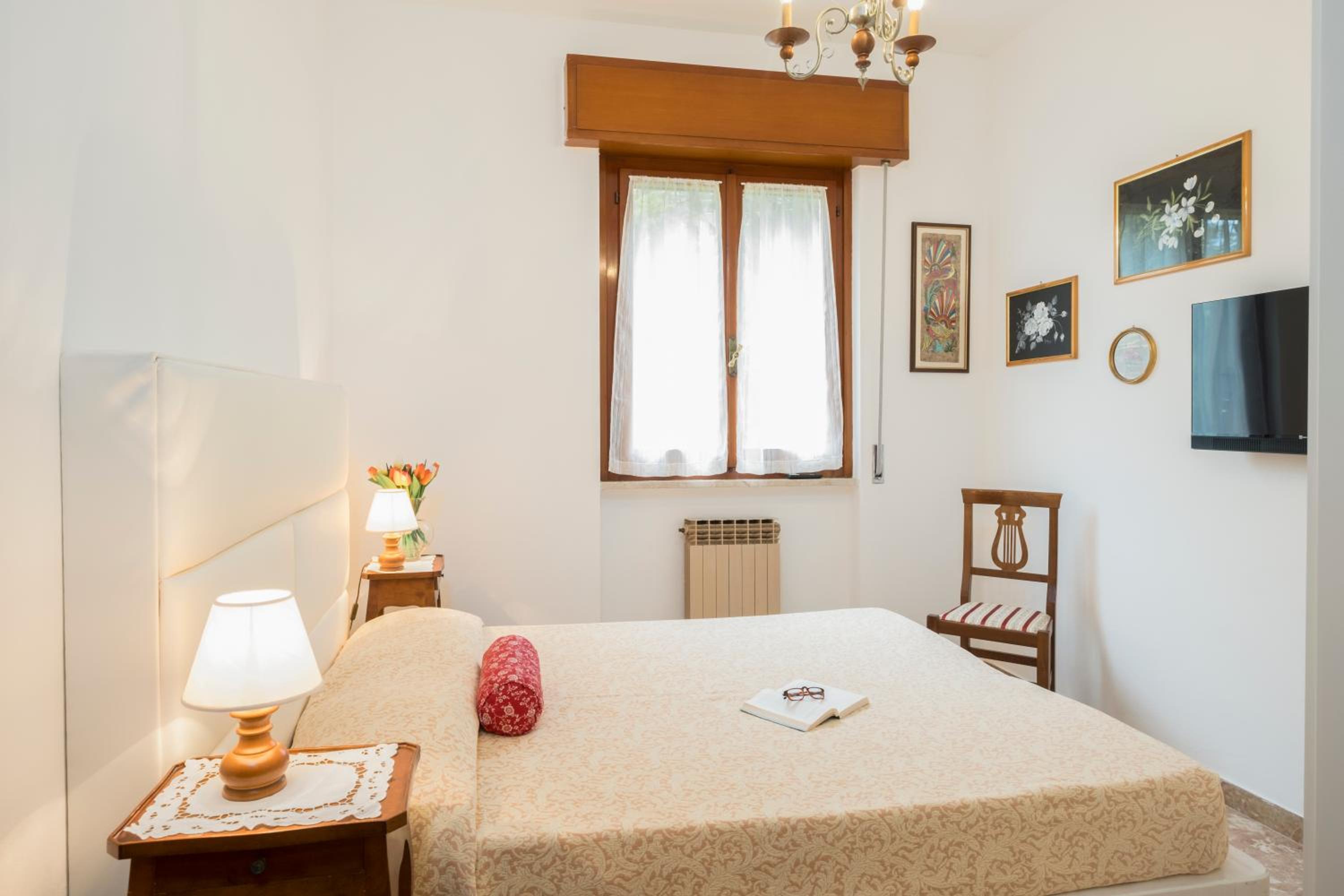 Kriss Apartments