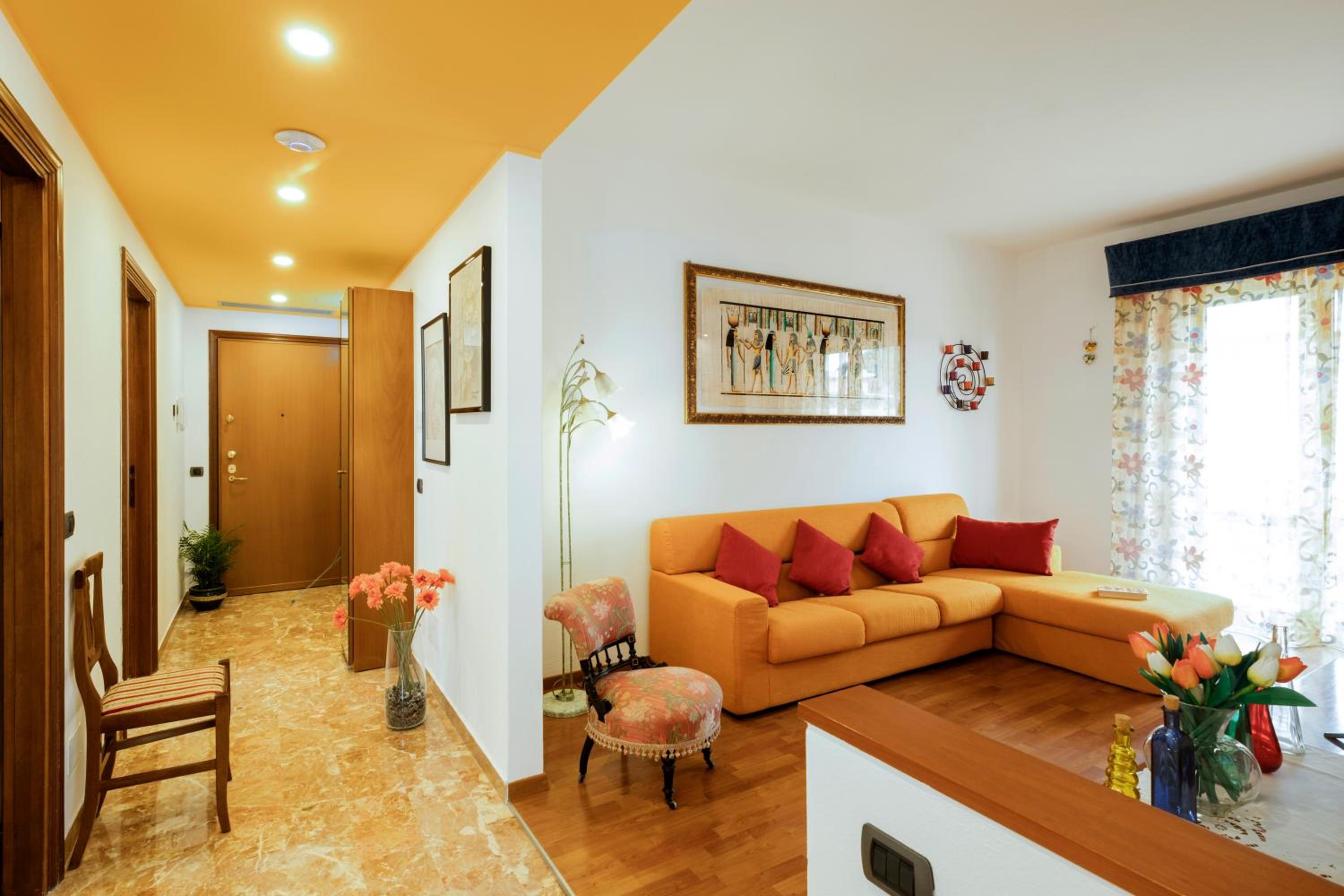 Kriss Apartments