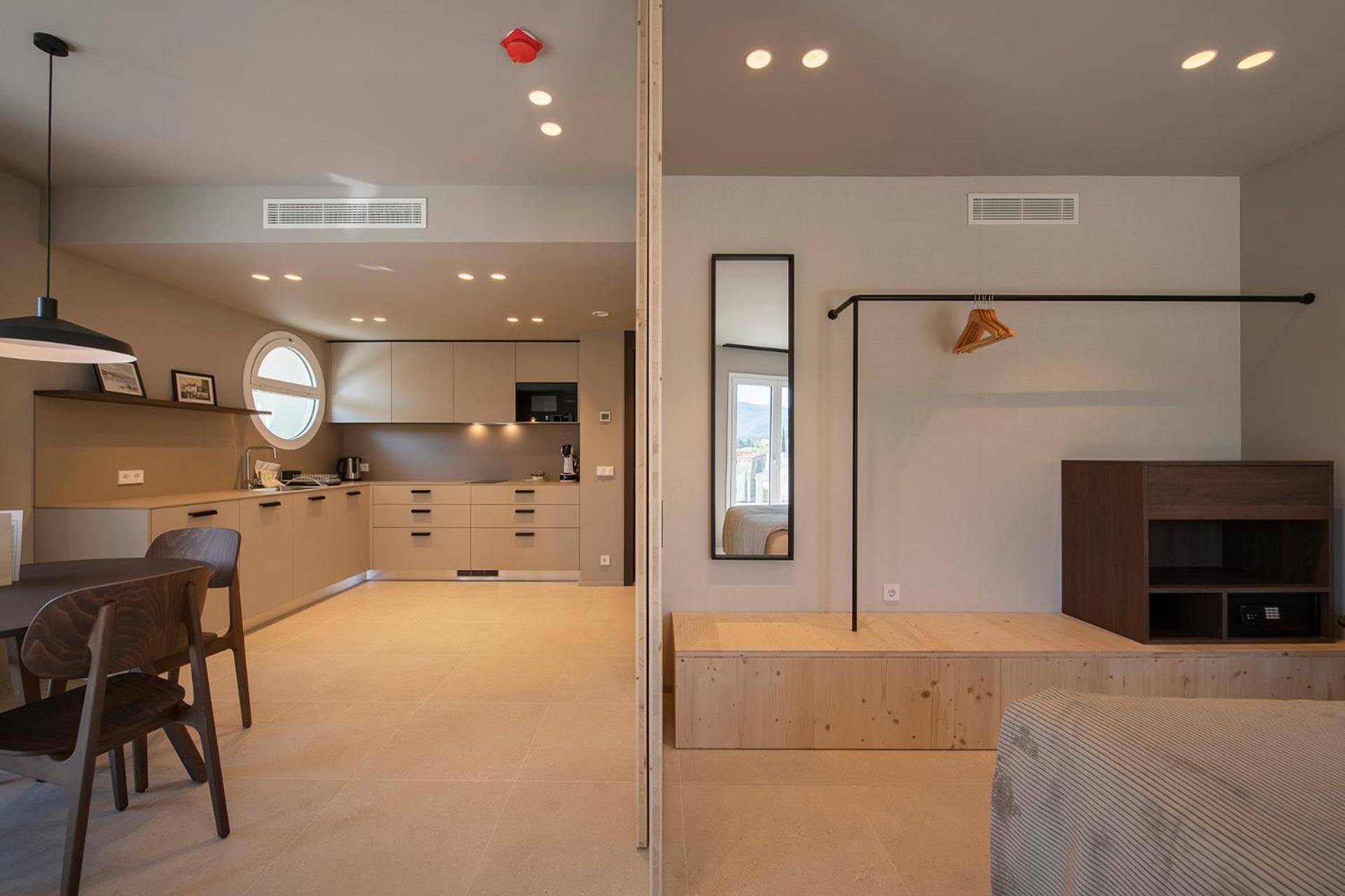 hotel room