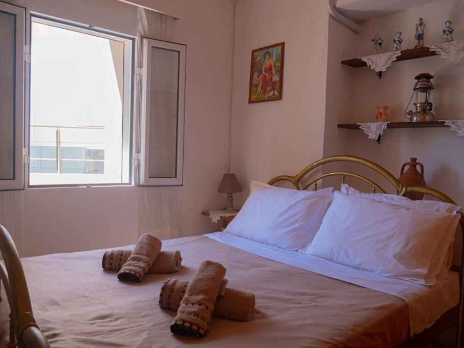 Peros Traditional House view 3