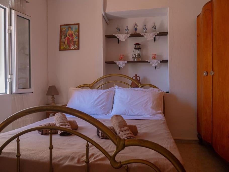 Peros Traditional House view 4