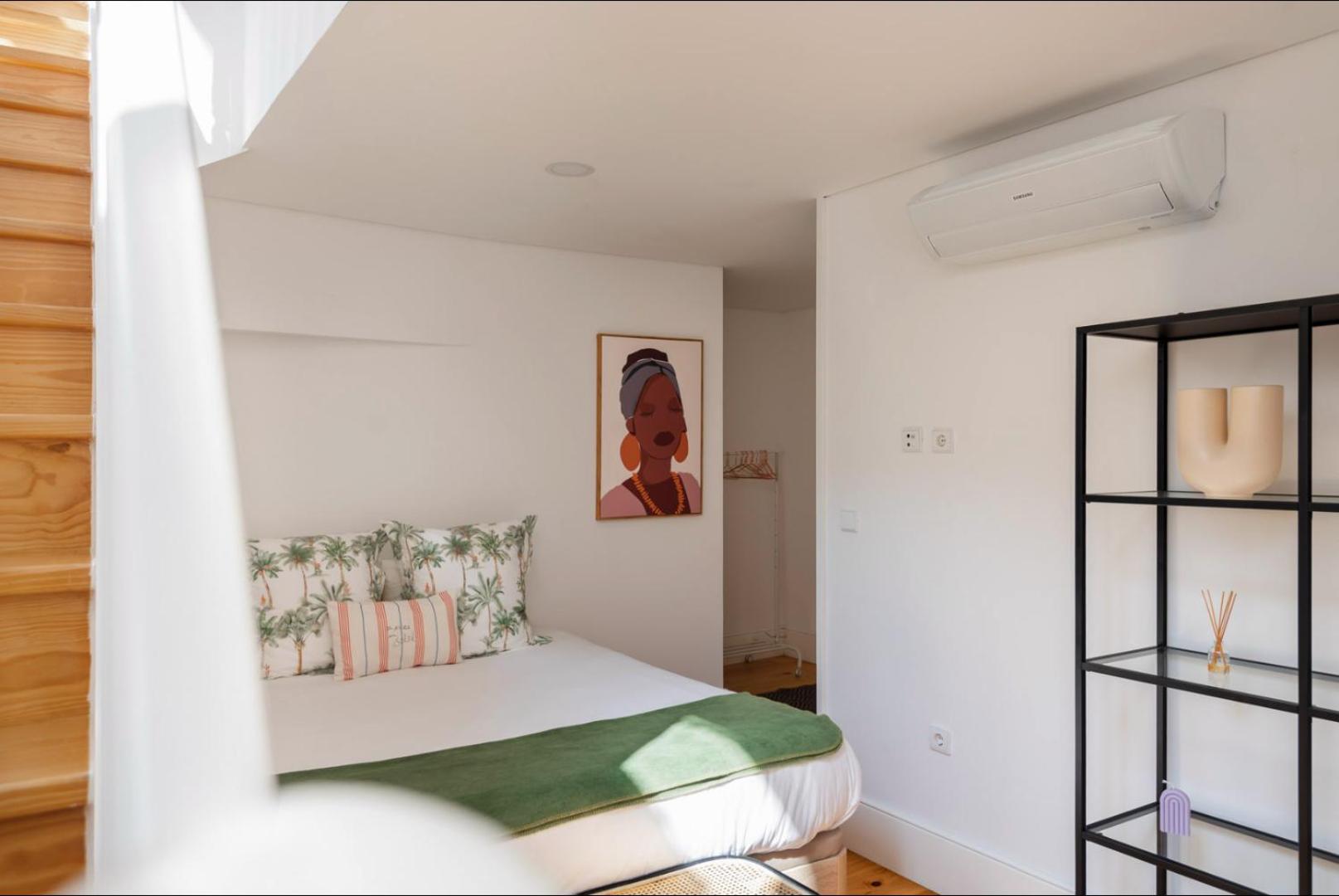 Charming and modern loft view 4