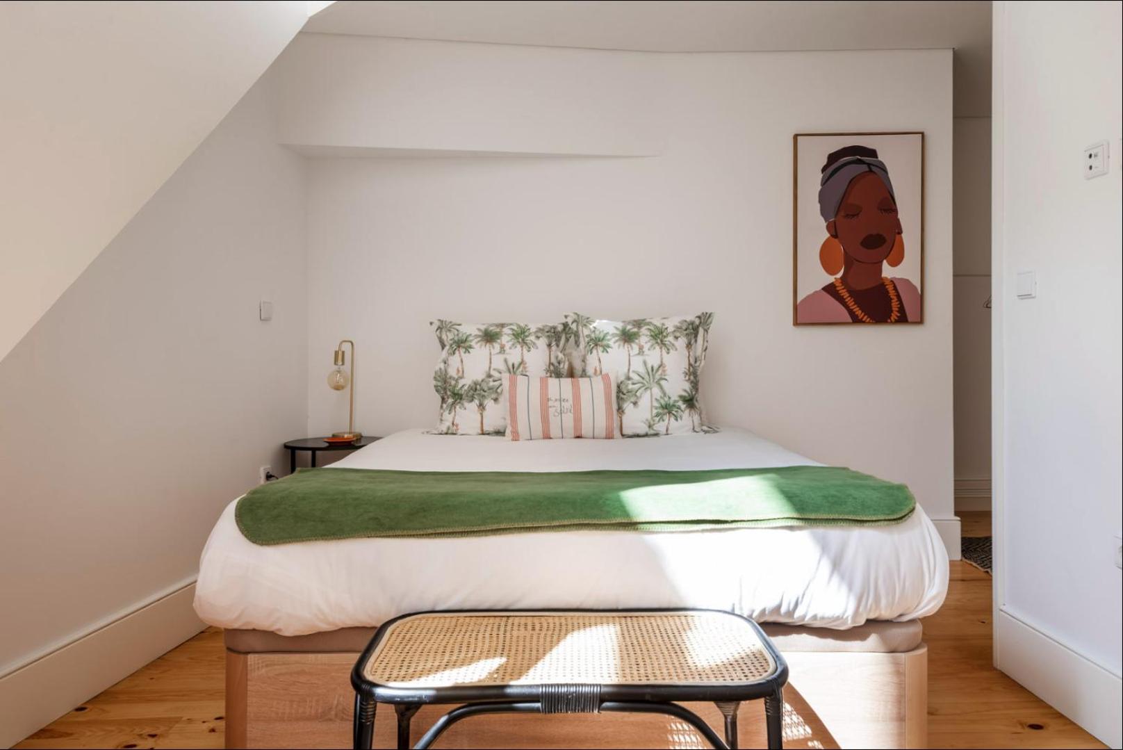 Charming and modern loft view 3