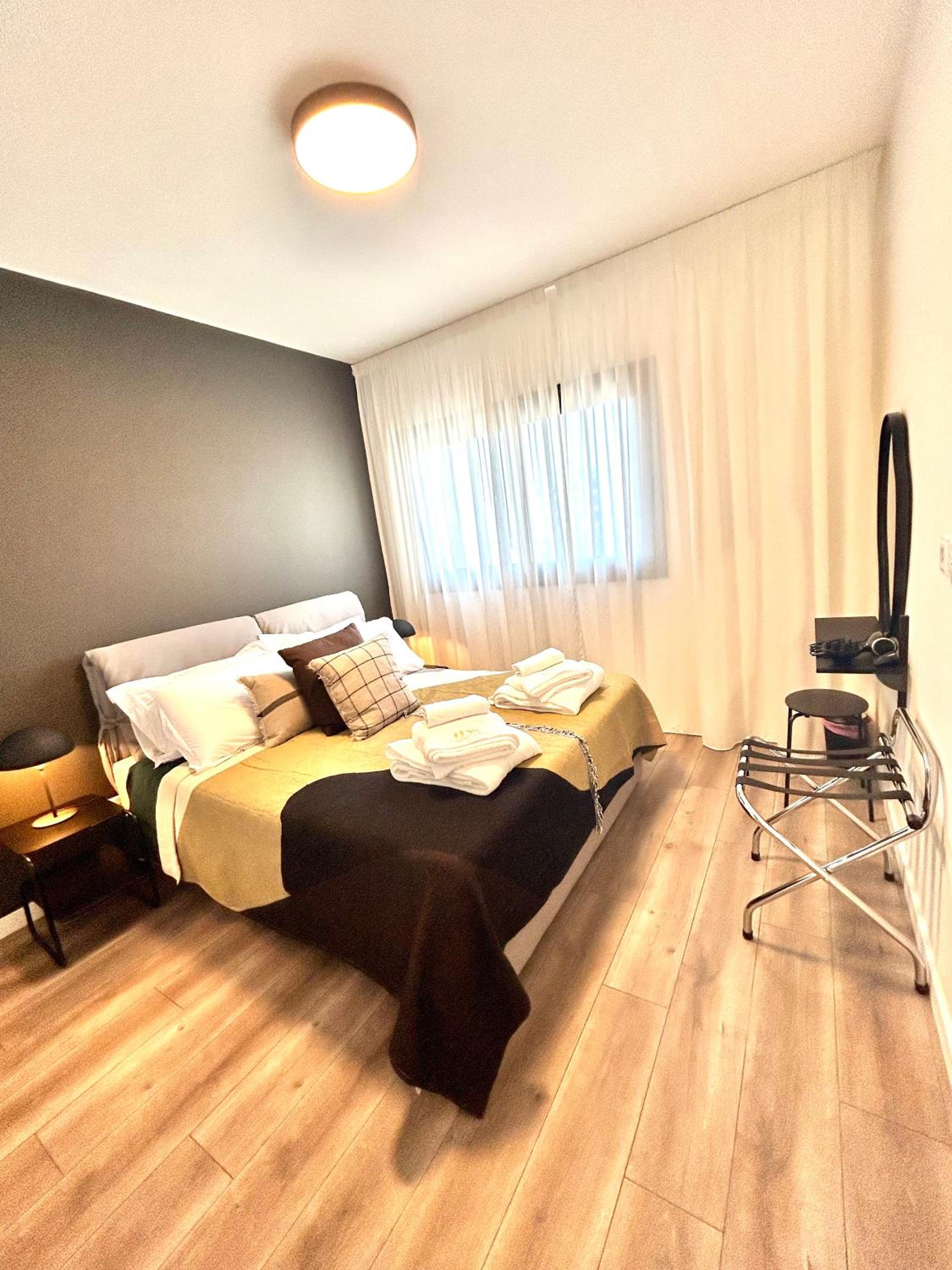 Sunset Gardens - Holiday Apartments