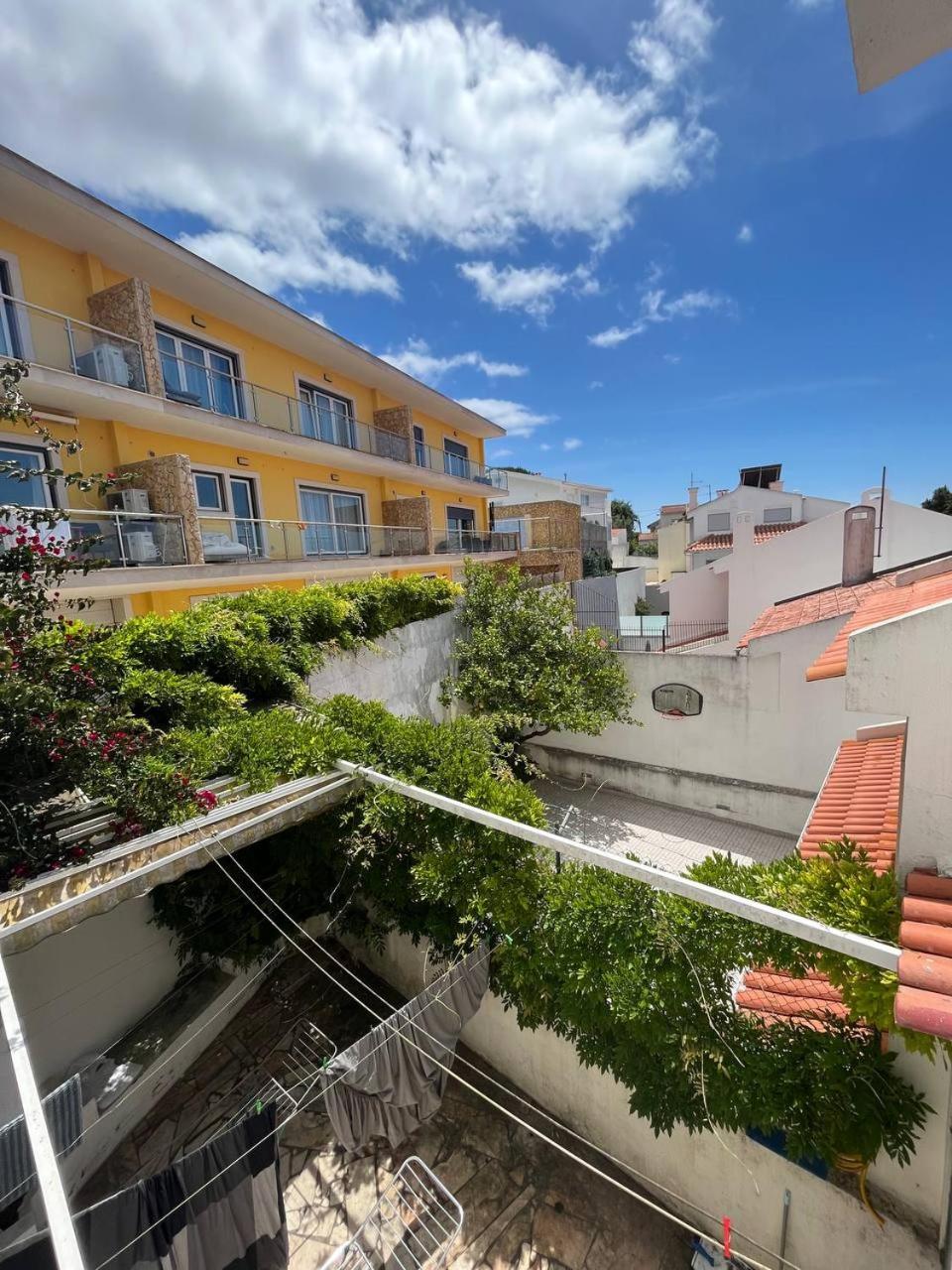 PAREDE HILL - GuestHouse view 3