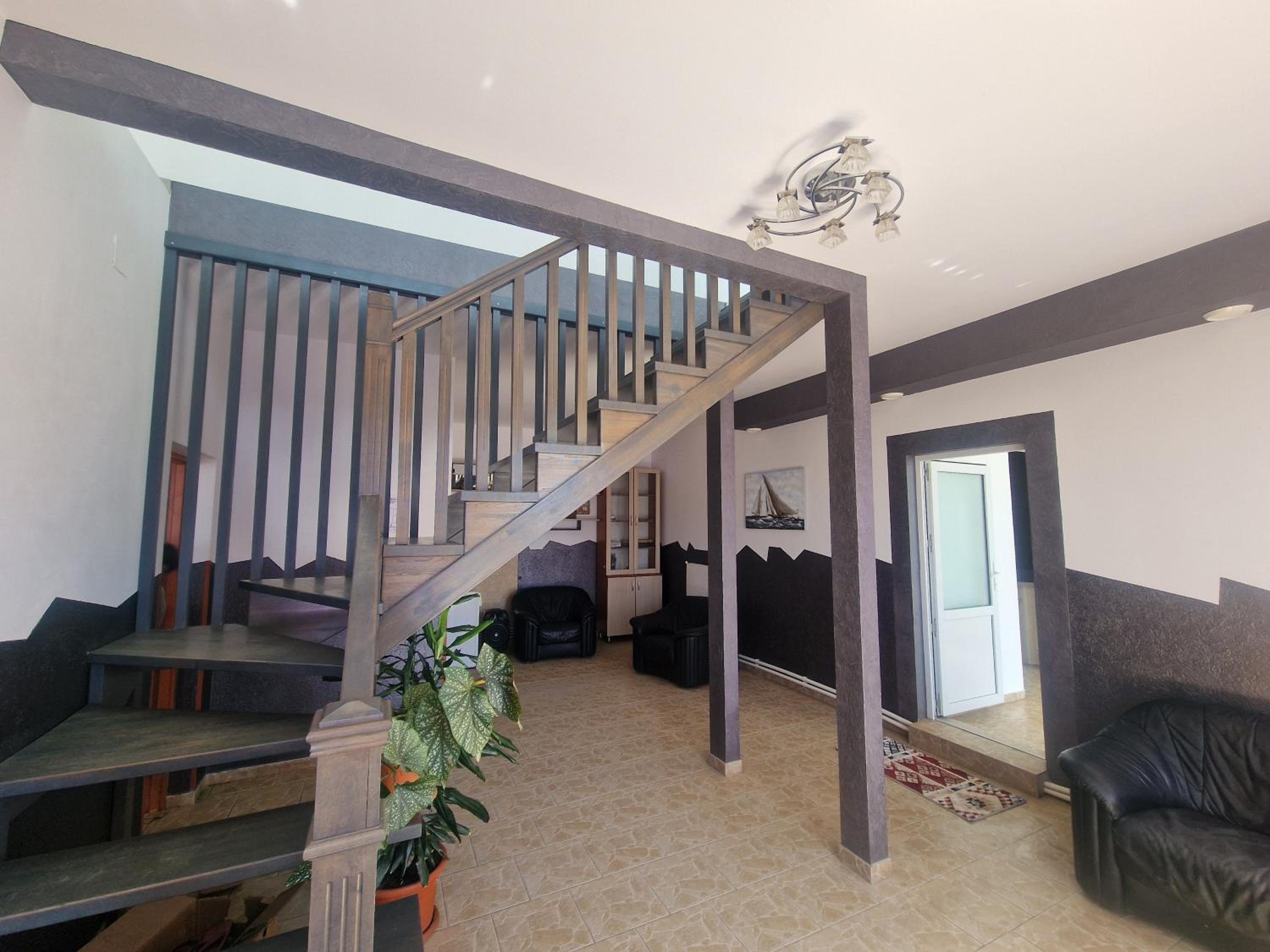 Casa Roua Muntilor view 3