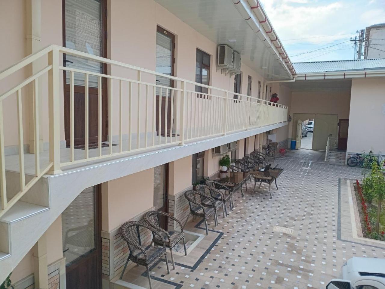 RAXMATJON Hotel