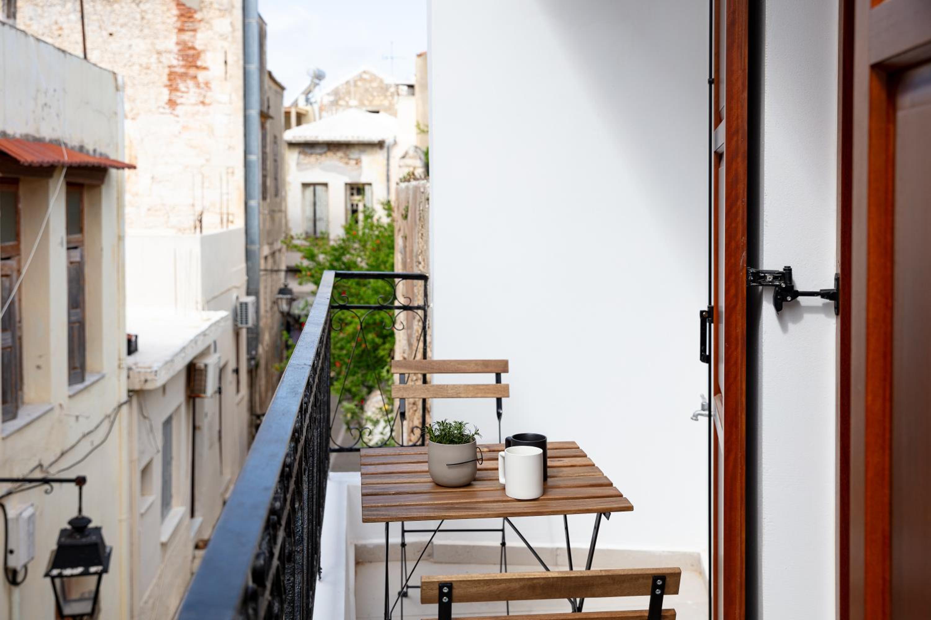 Ebenus Residence photo 3