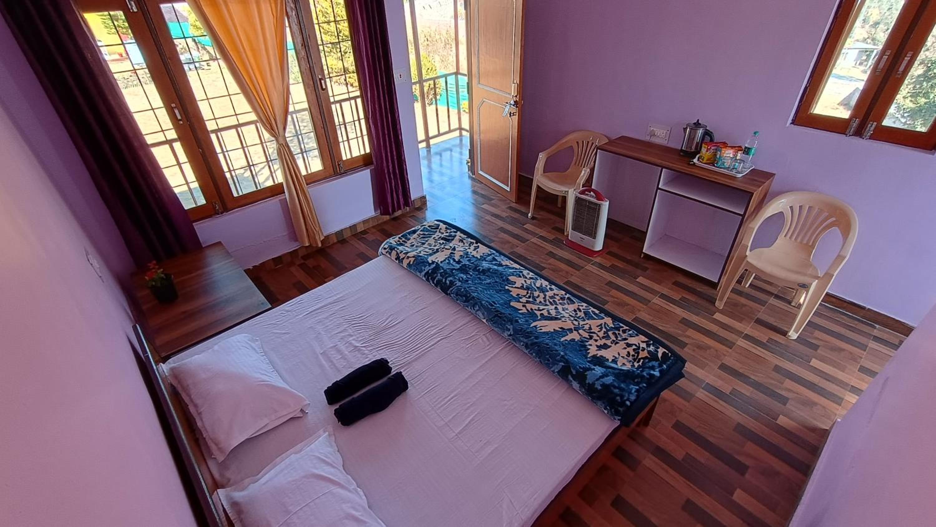 Apna Ghar Hotel And Resort