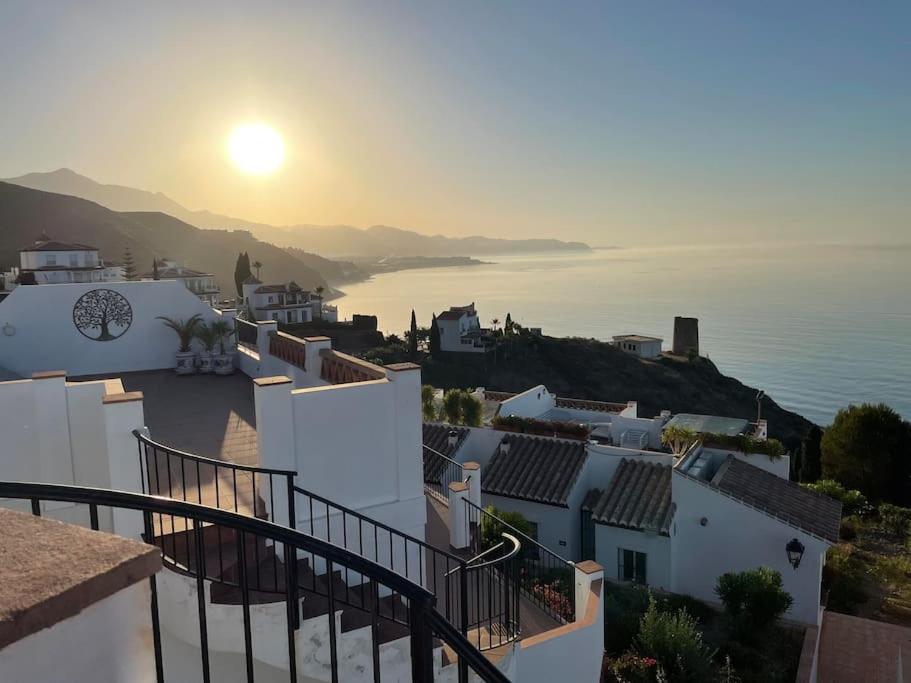 Fantastic Ocean View, big terraces 360 degree view view 4