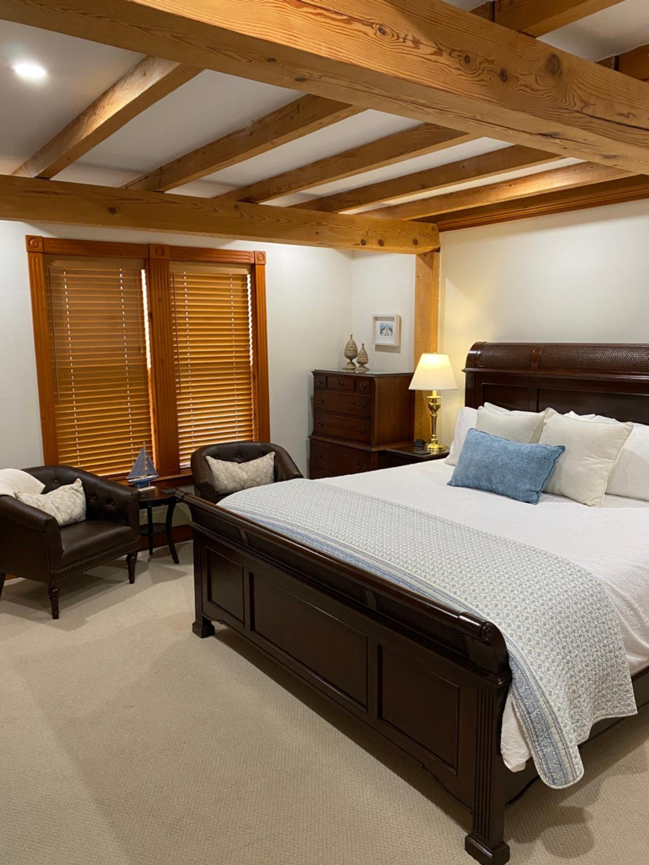 Spouter Inn Bed & Breakfast