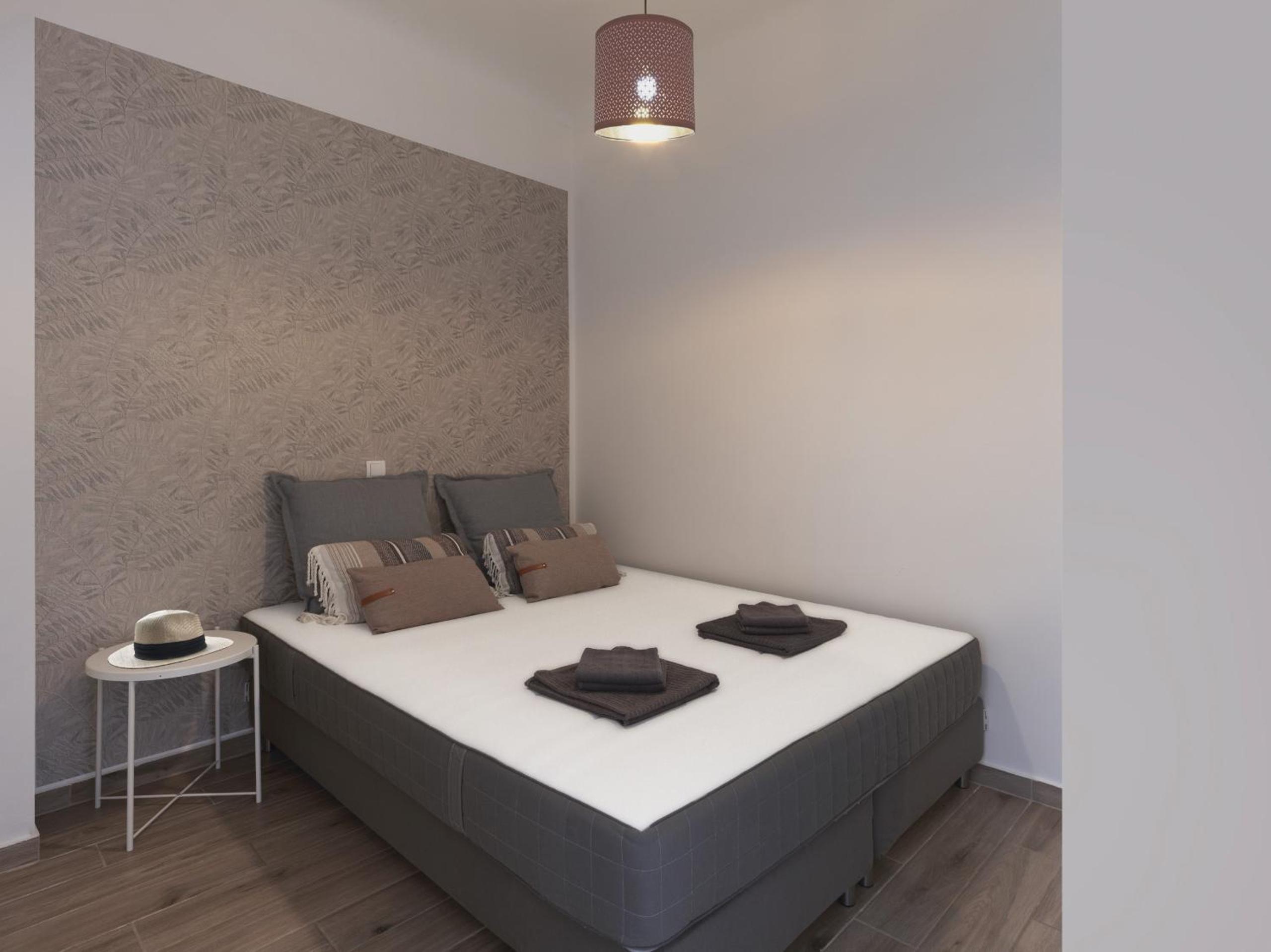 Beautiful Athenian apartment with terrace photo 3