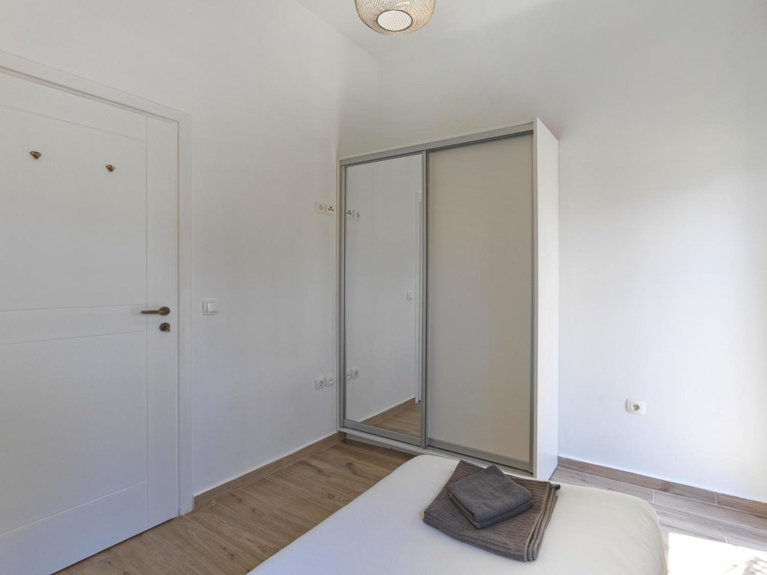 Beautiful Athenian apartment with terrace photo 4