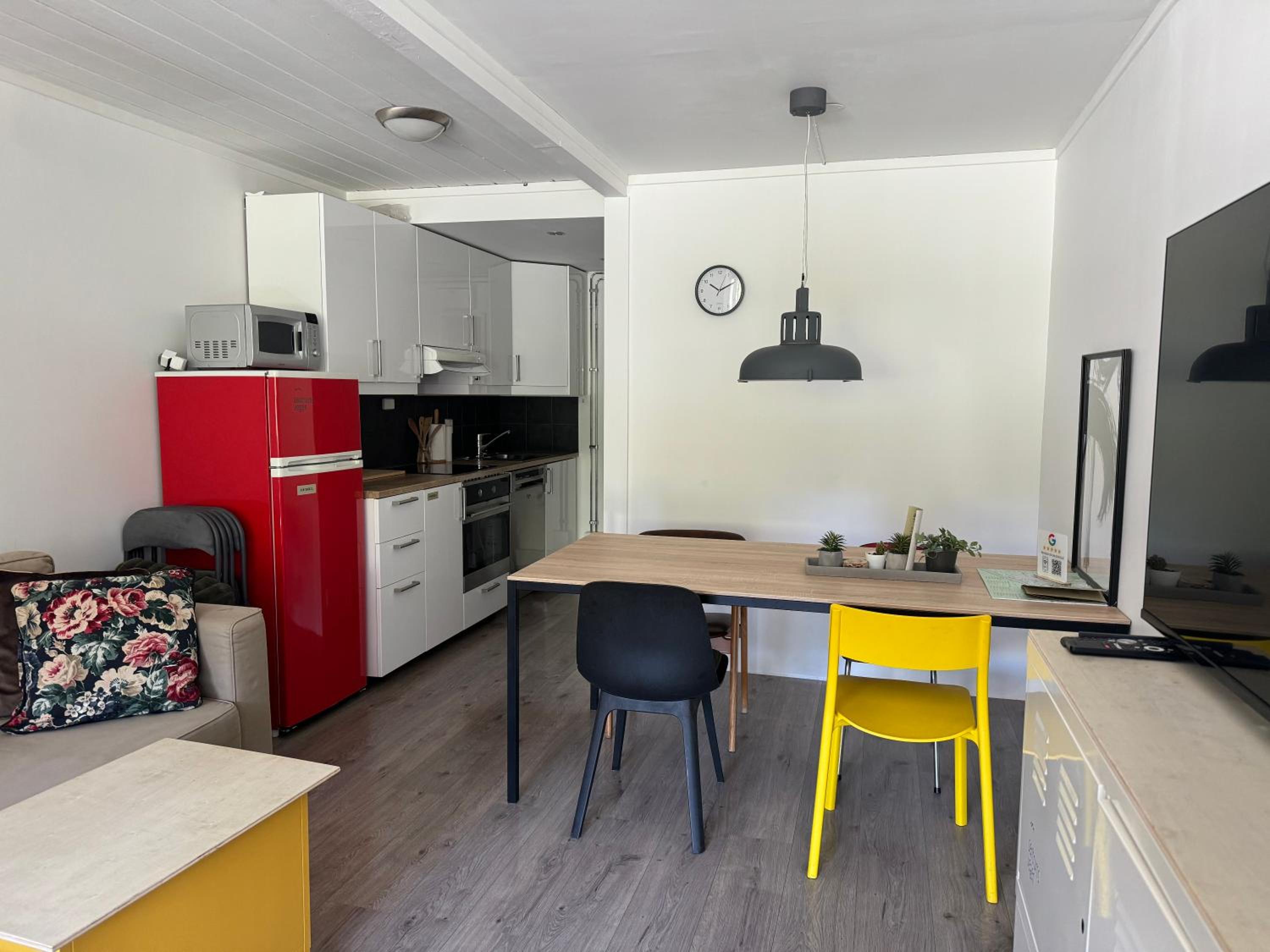 Sentrumsvegen - Private Studio Apartment in Gol view 2