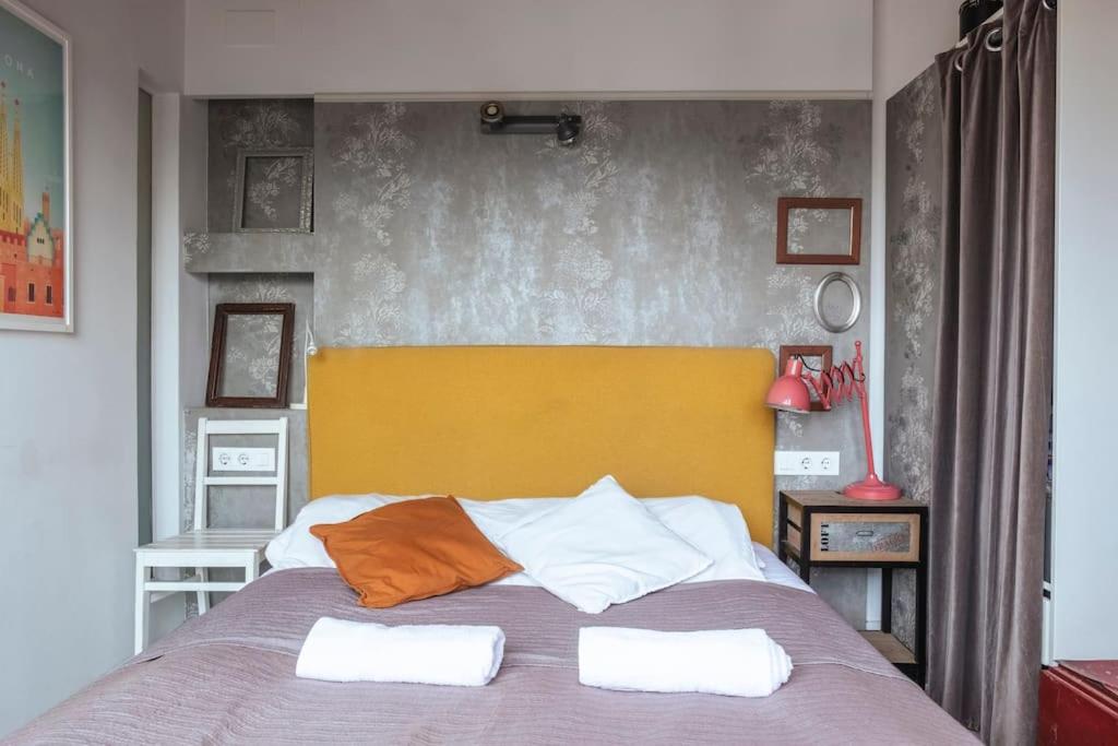Cozy Penthouse Studio with Private Rooftop Terrace