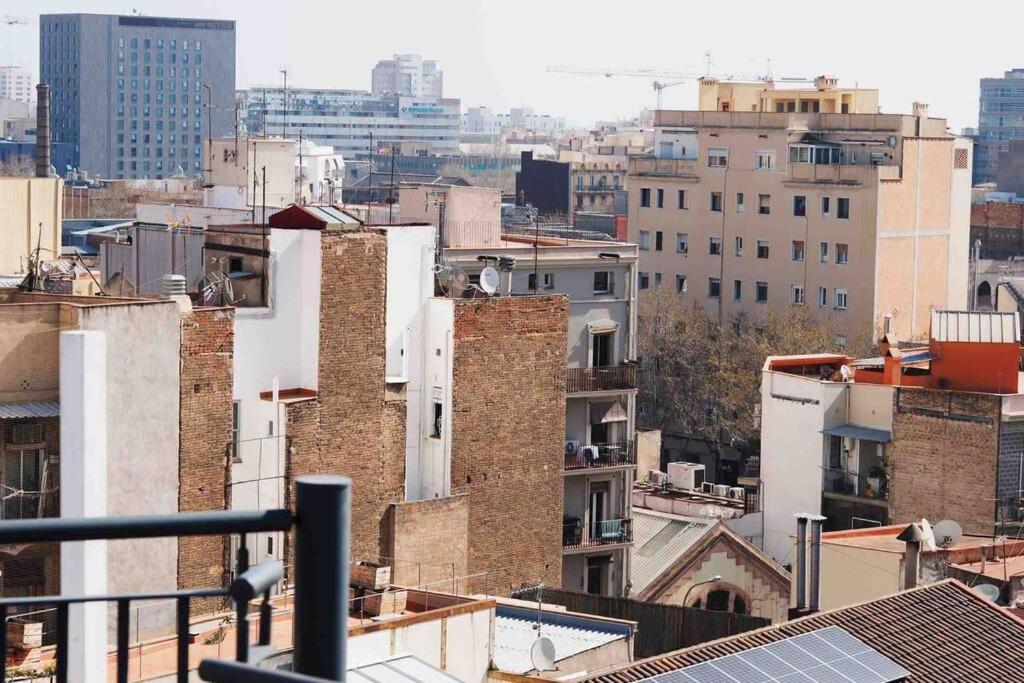 Cozy Penthouse Studio with Private Rooftop Terrace