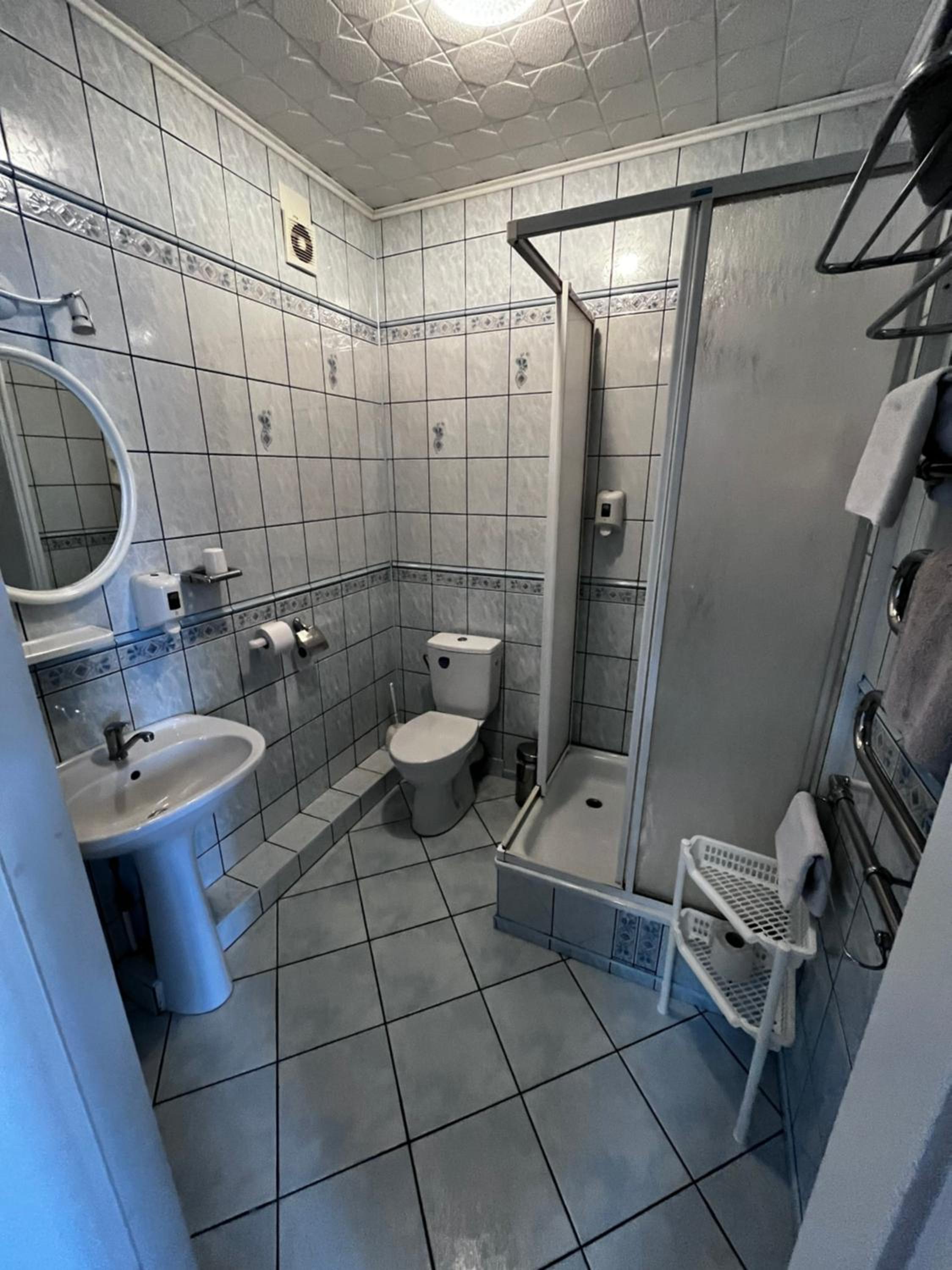 Photo 37