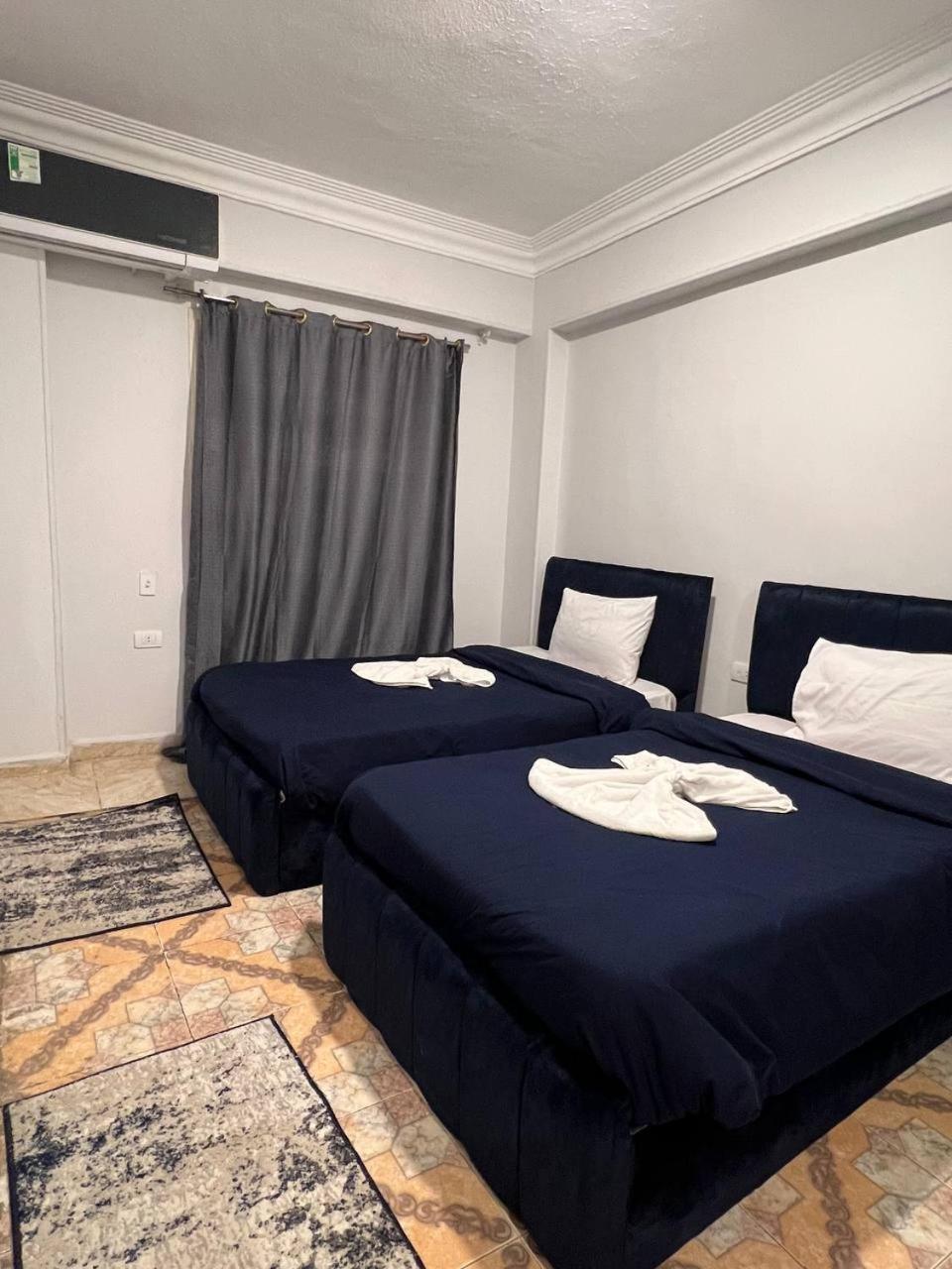 Beko pyramids inn