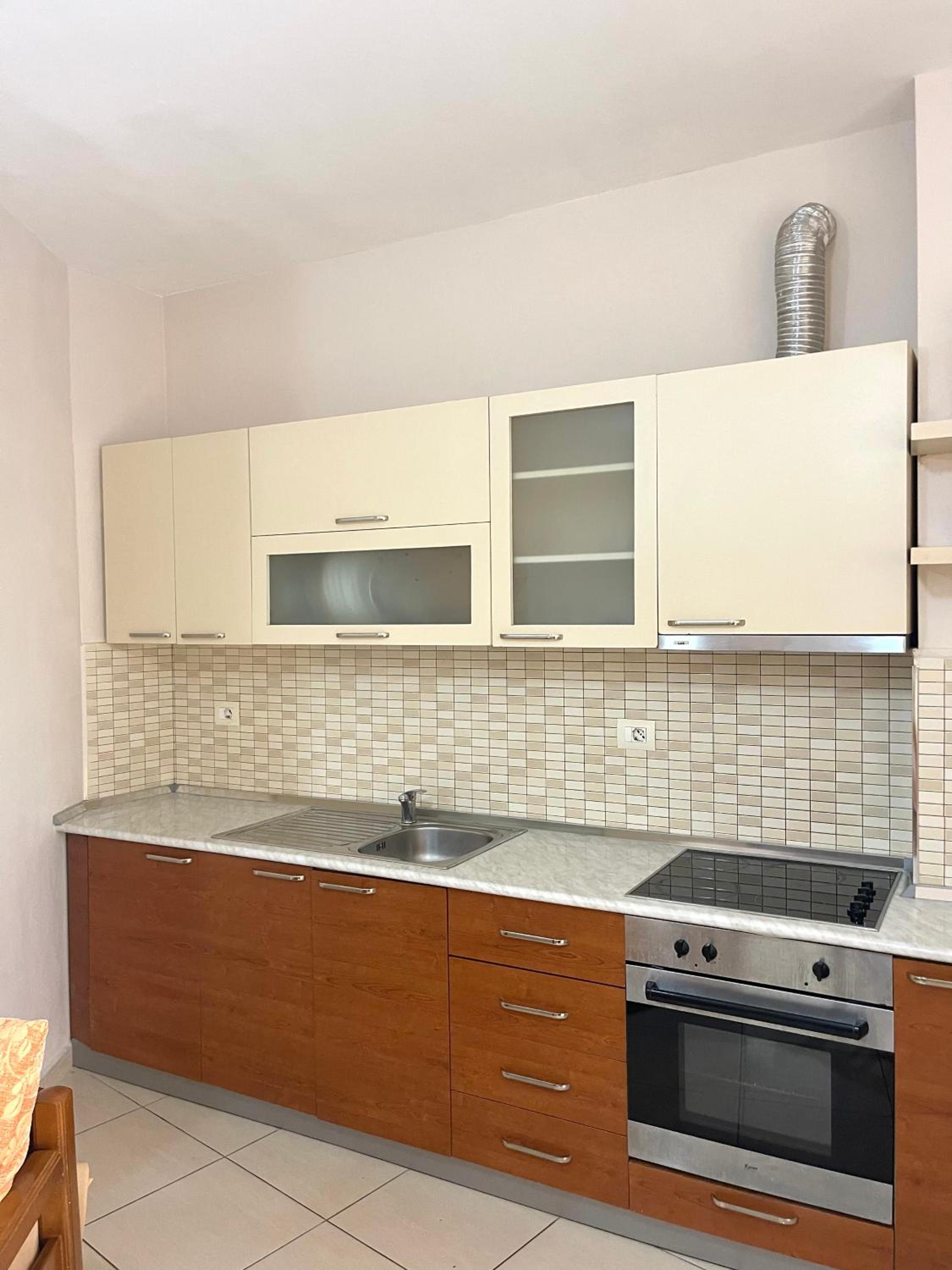 Deni Apartment