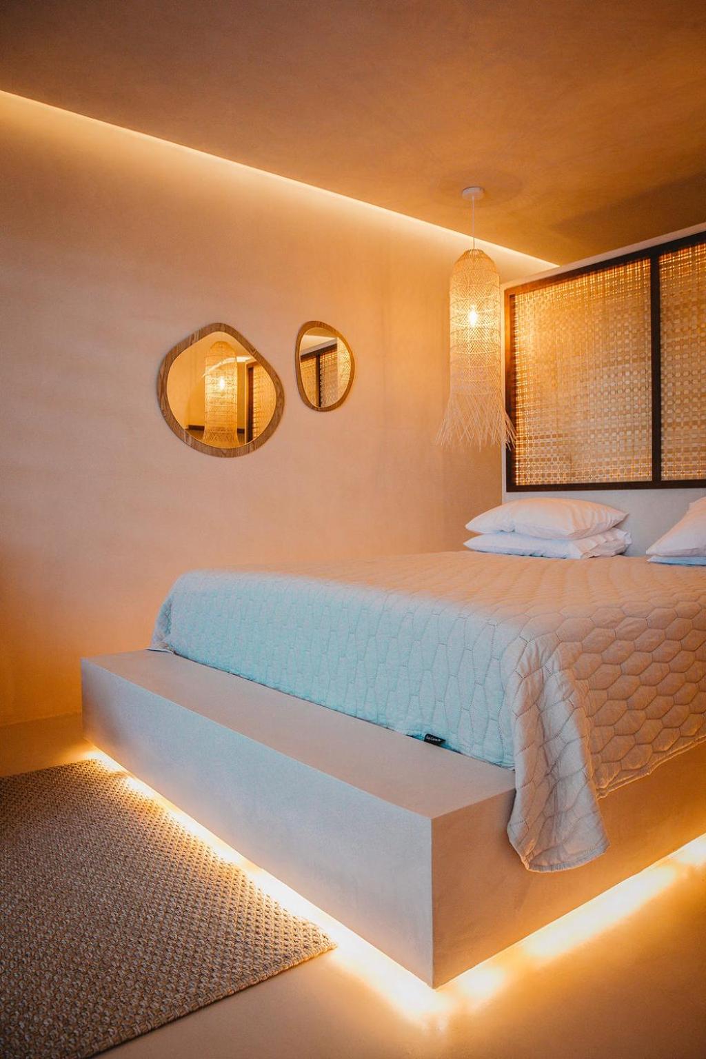 Q Coconuts Seaside Suites