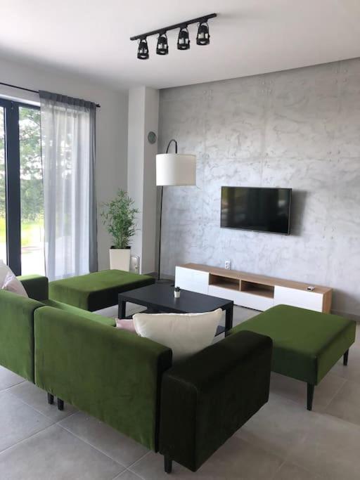 Cheerful 3 bedroom villa with pool in nature view 5