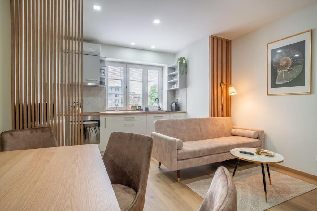 Charming 2-bedroom apartment in the wider center of Bratislava view 4