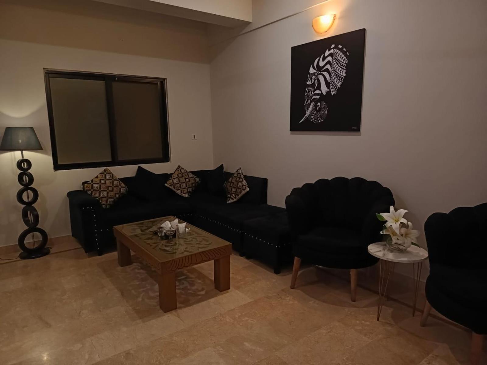 Relax Inn Guesthouse and Appartment view 2