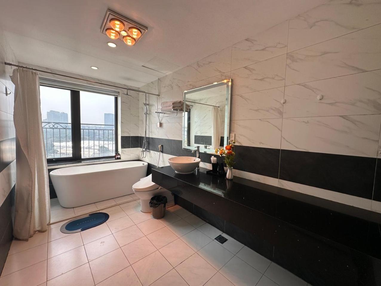 Luxe Paradise Residence Âu Cơ