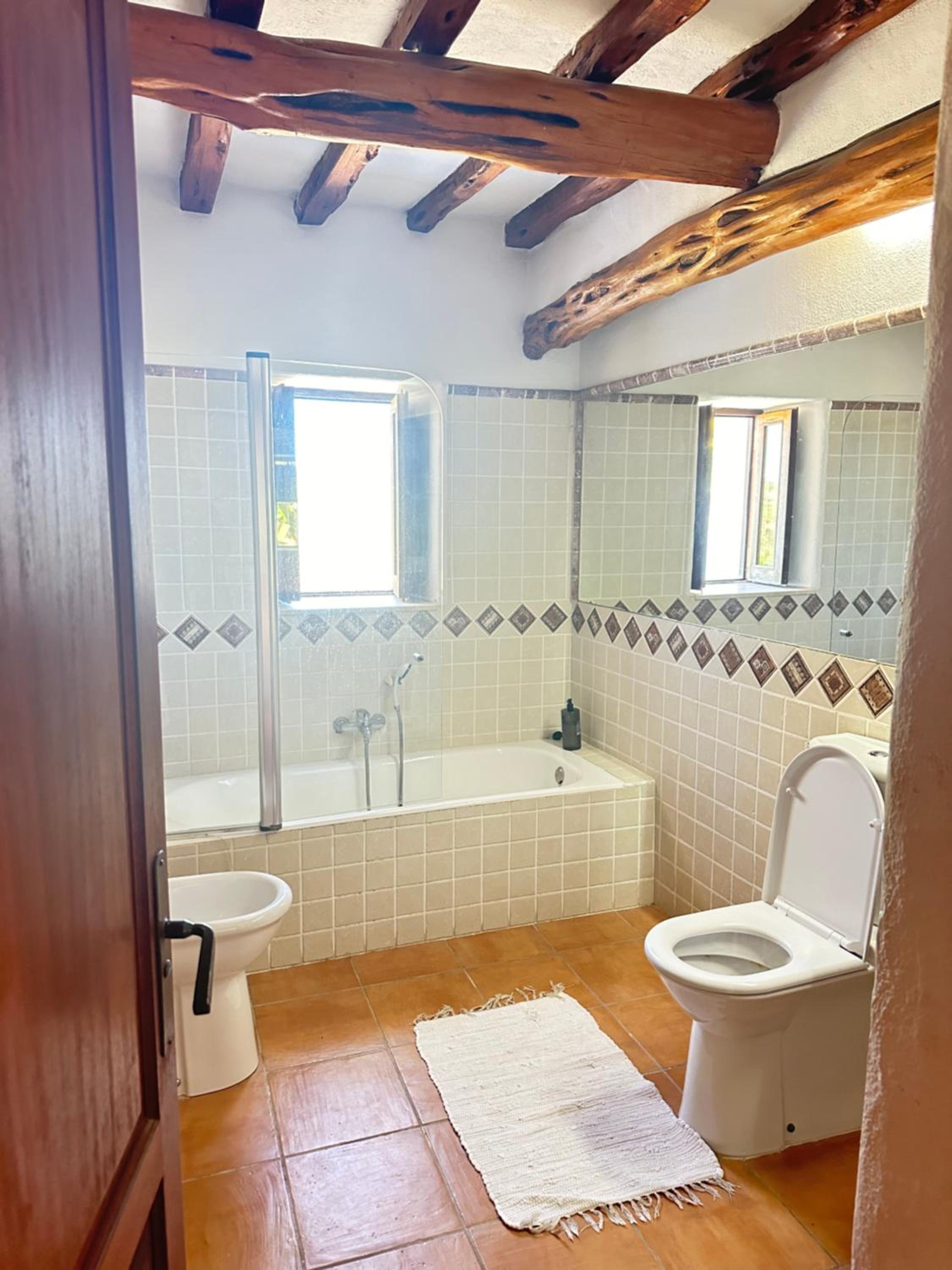 Finca in San Rafael view 5