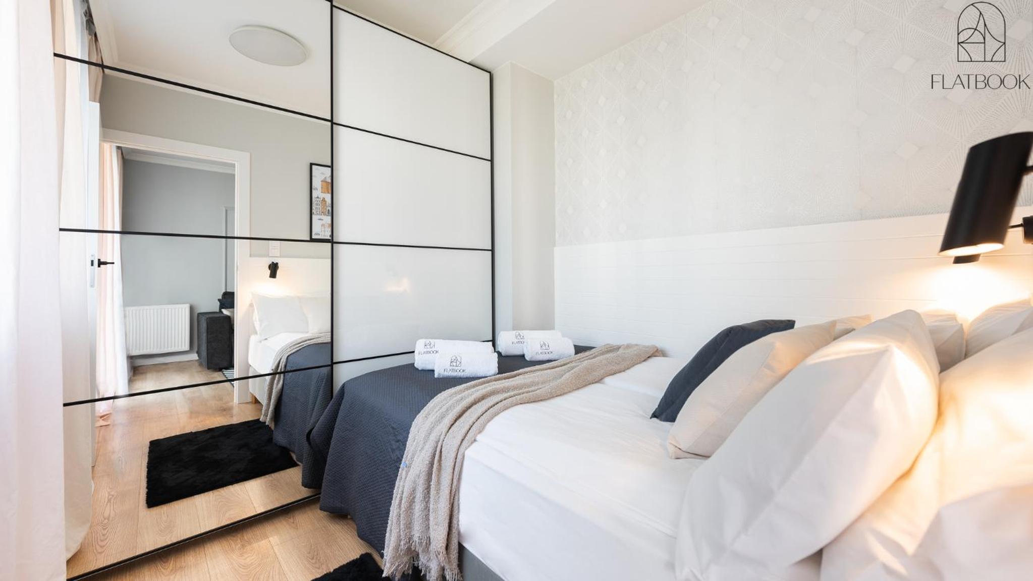 Flatbook - City Center Apartments