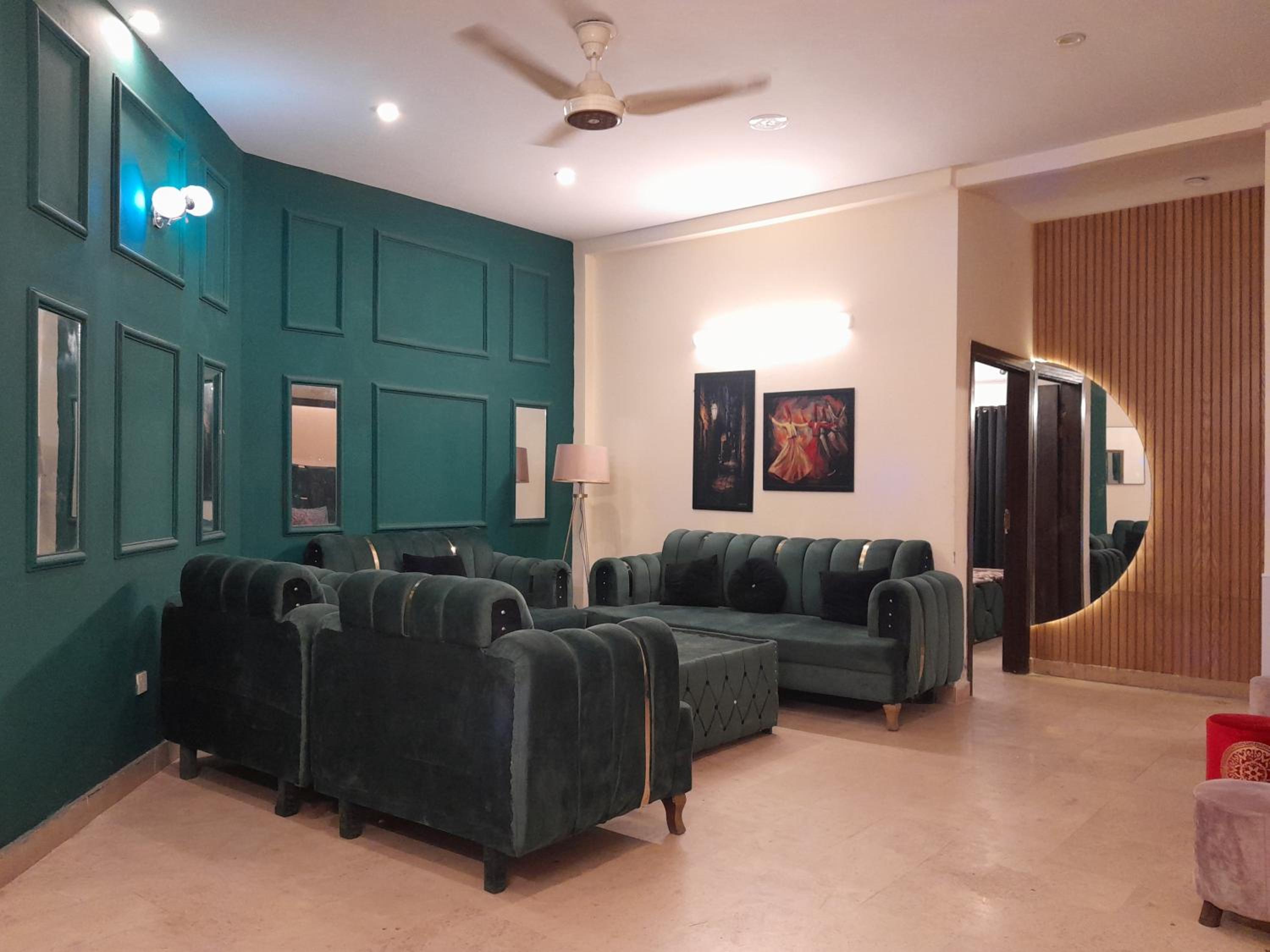 lounge