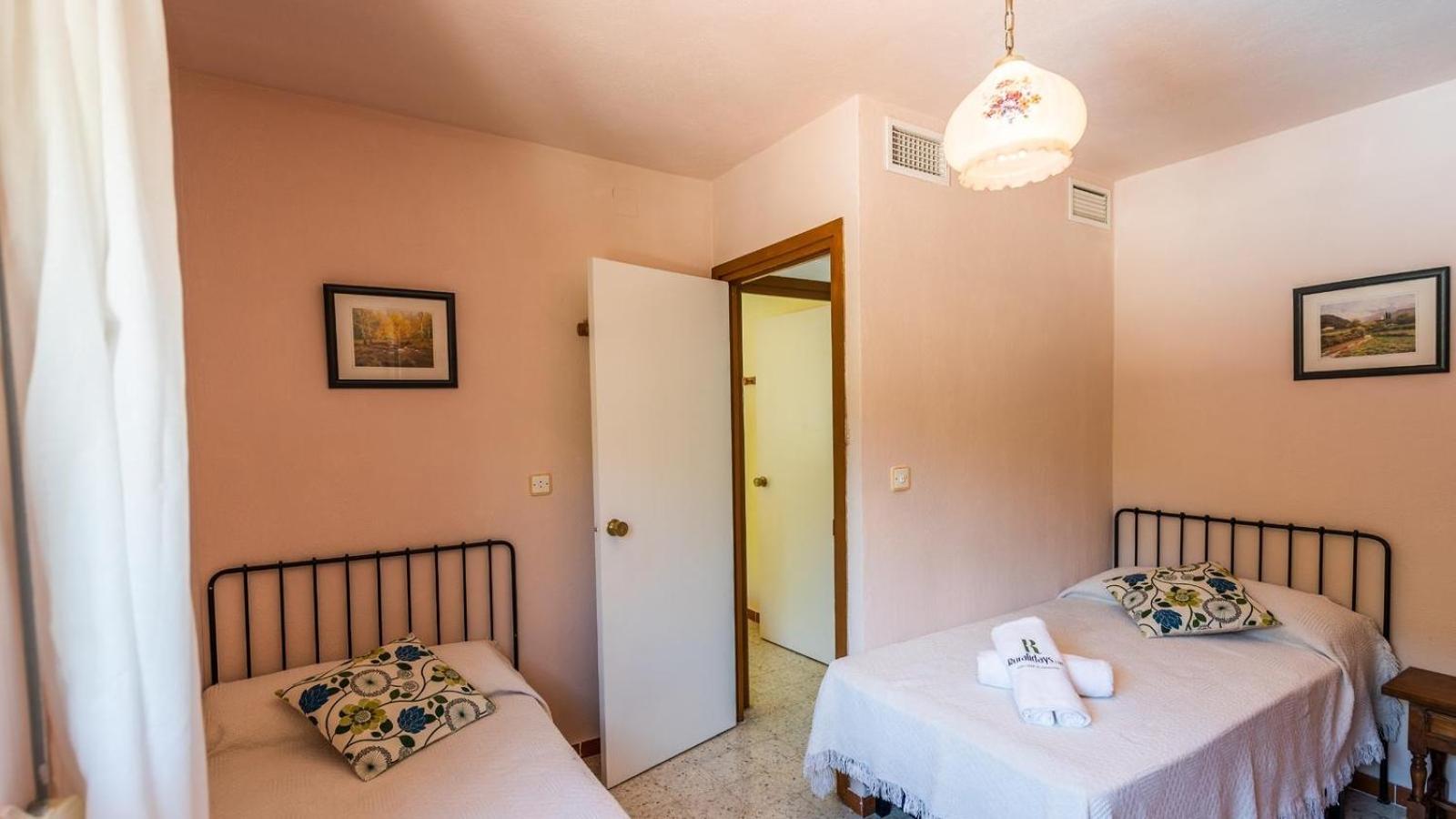 Casa Victoria Alozaina by Ruralidays view 5