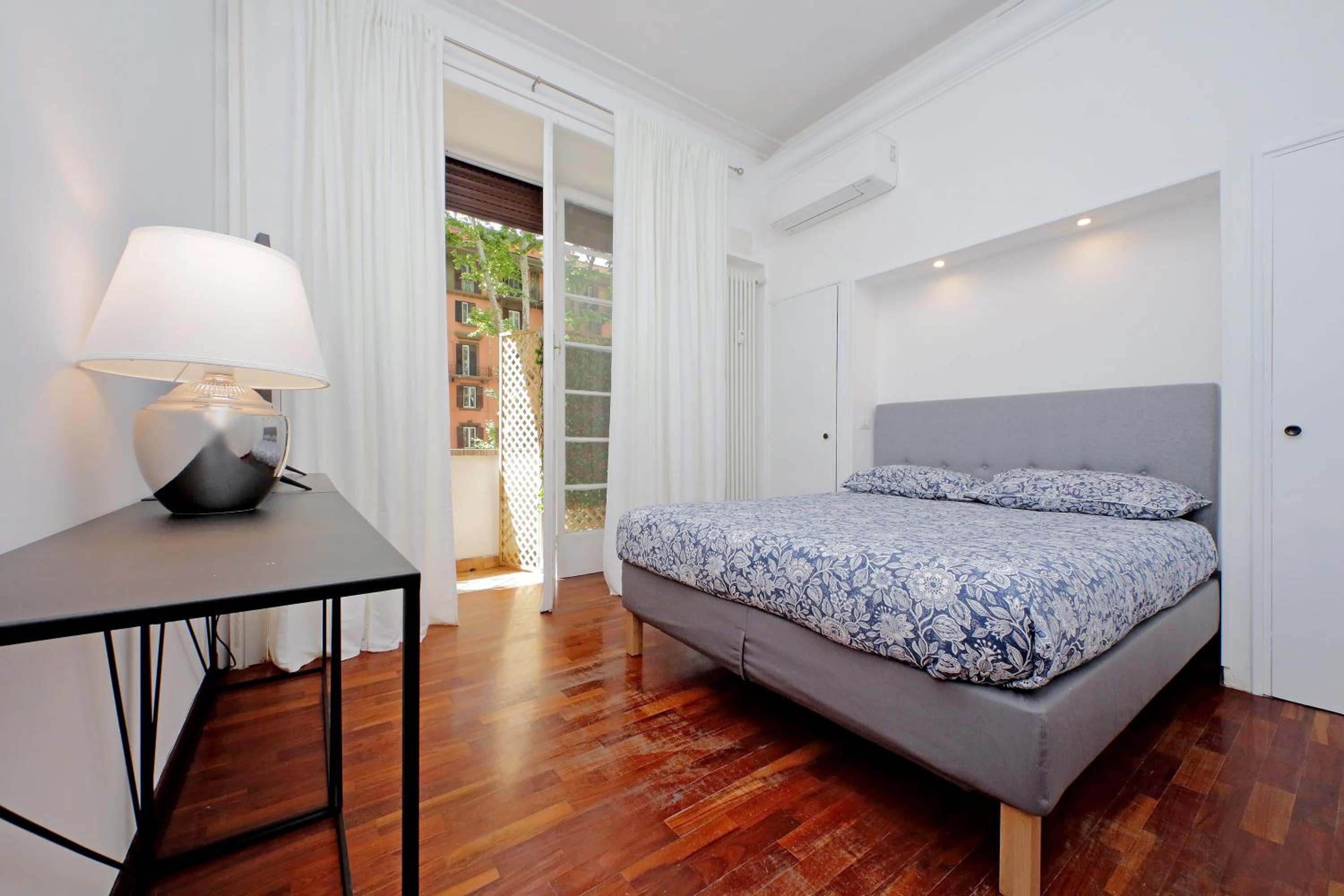 Charme e Style: Splendid Apartment with 2 Bedrooms
