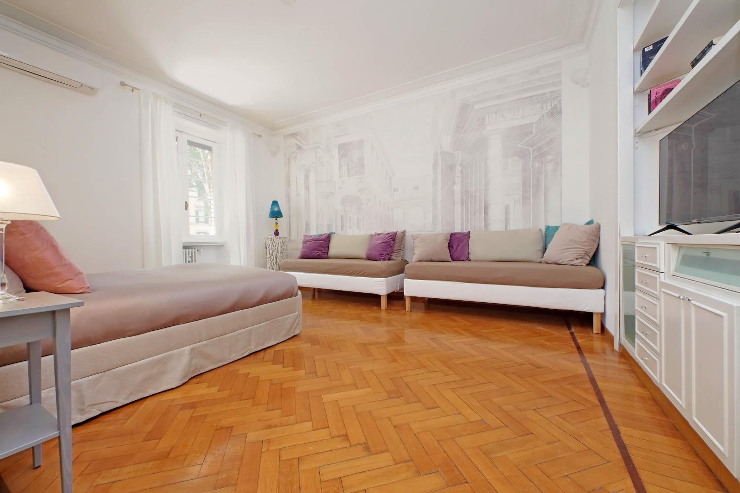 Charme e Style: Splendid Apartment with 2 Bedrooms