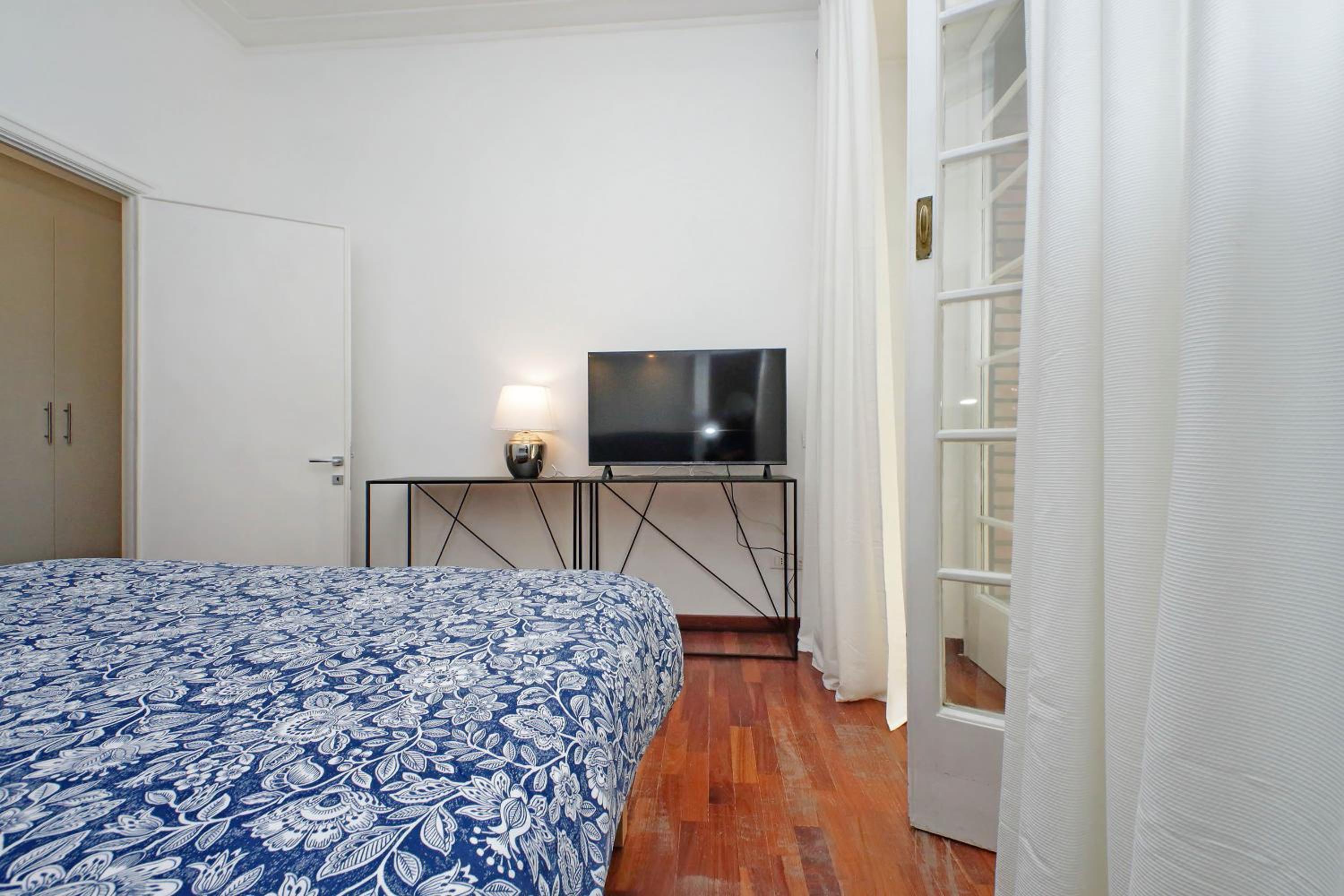 Charme e Style: Splendid Apartment with 2 Bedrooms
