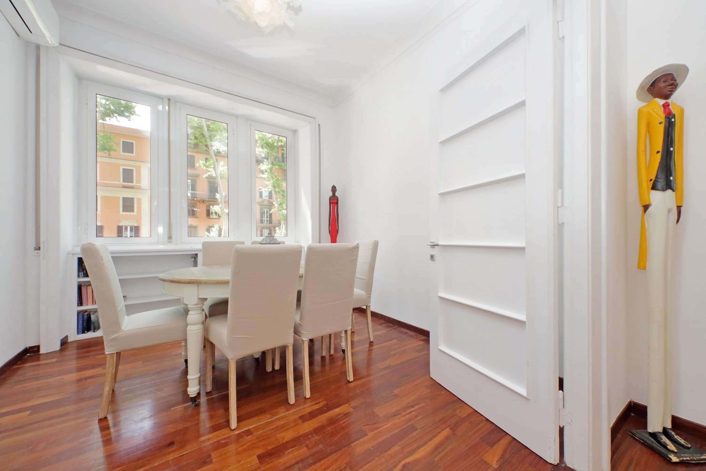 Charme e Style: Splendid Apartment with 2 Bedrooms