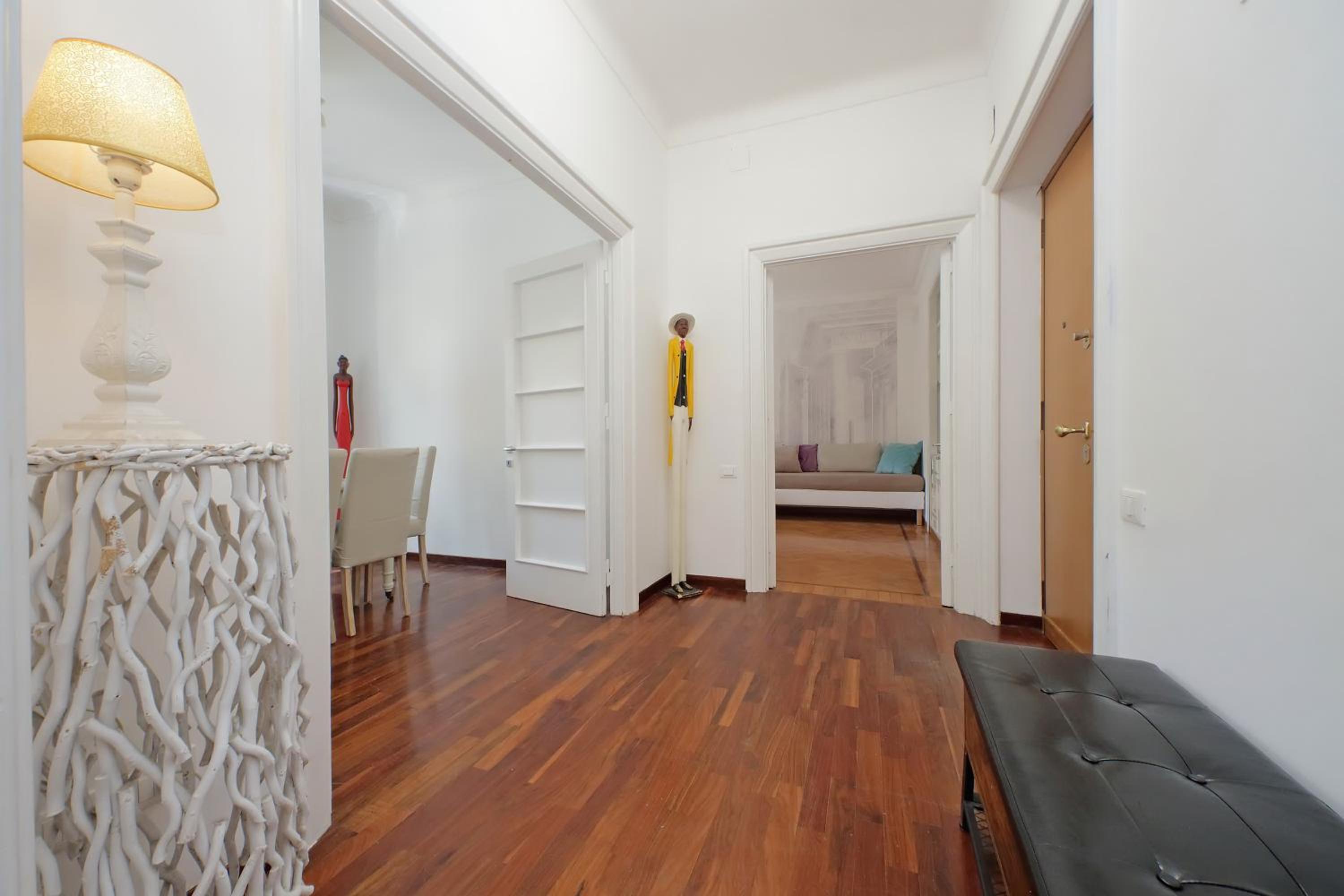 Charme e Style: Splendid Apartment with 2 Bedrooms