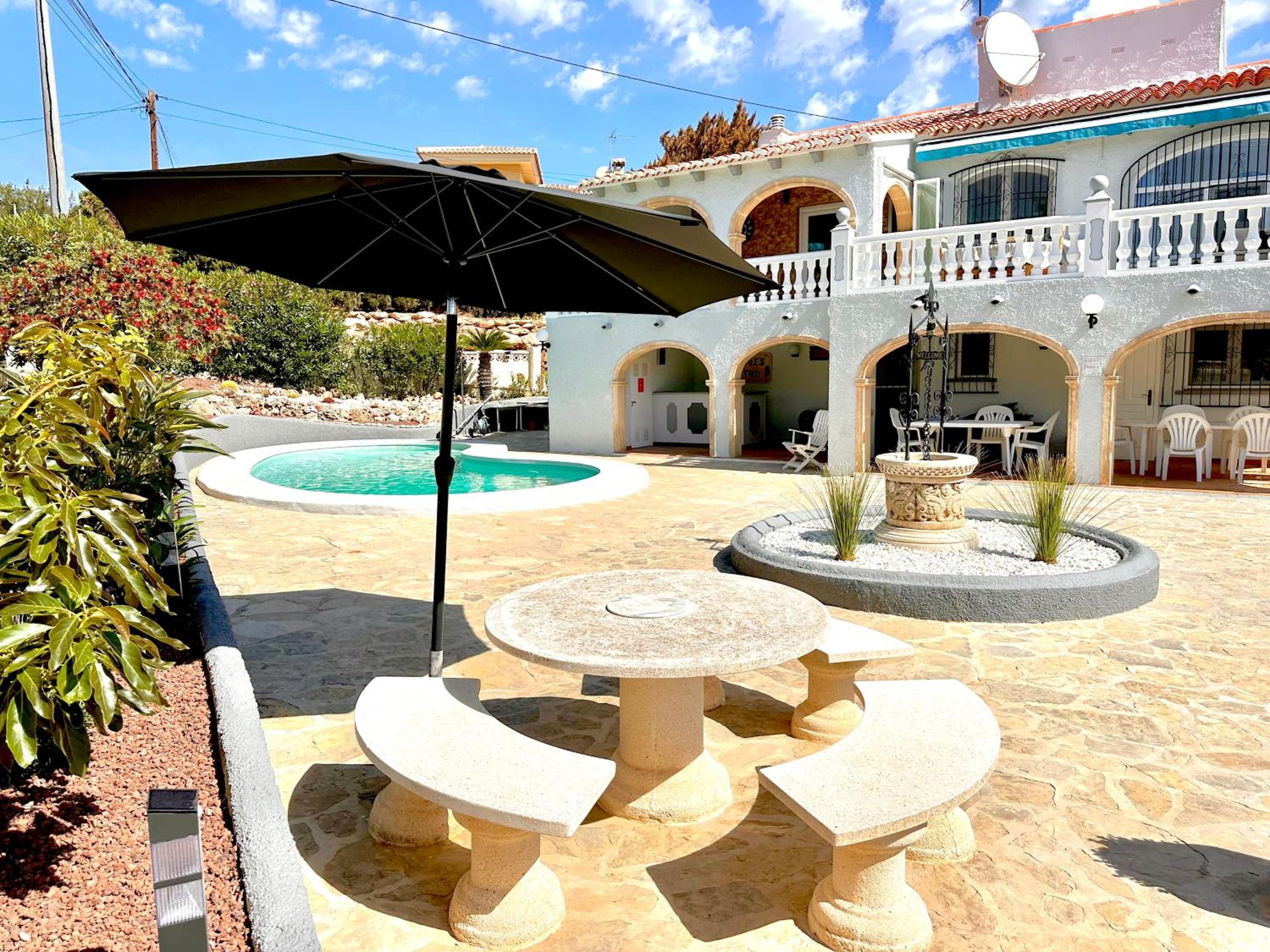 SUNNY Apartment in a Cosy Villa with shared swimming pool view 3