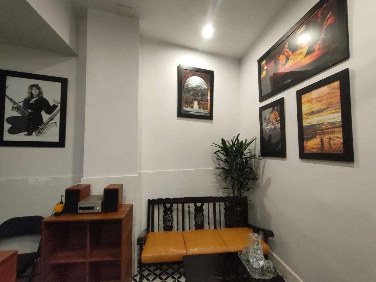Nineties homestay