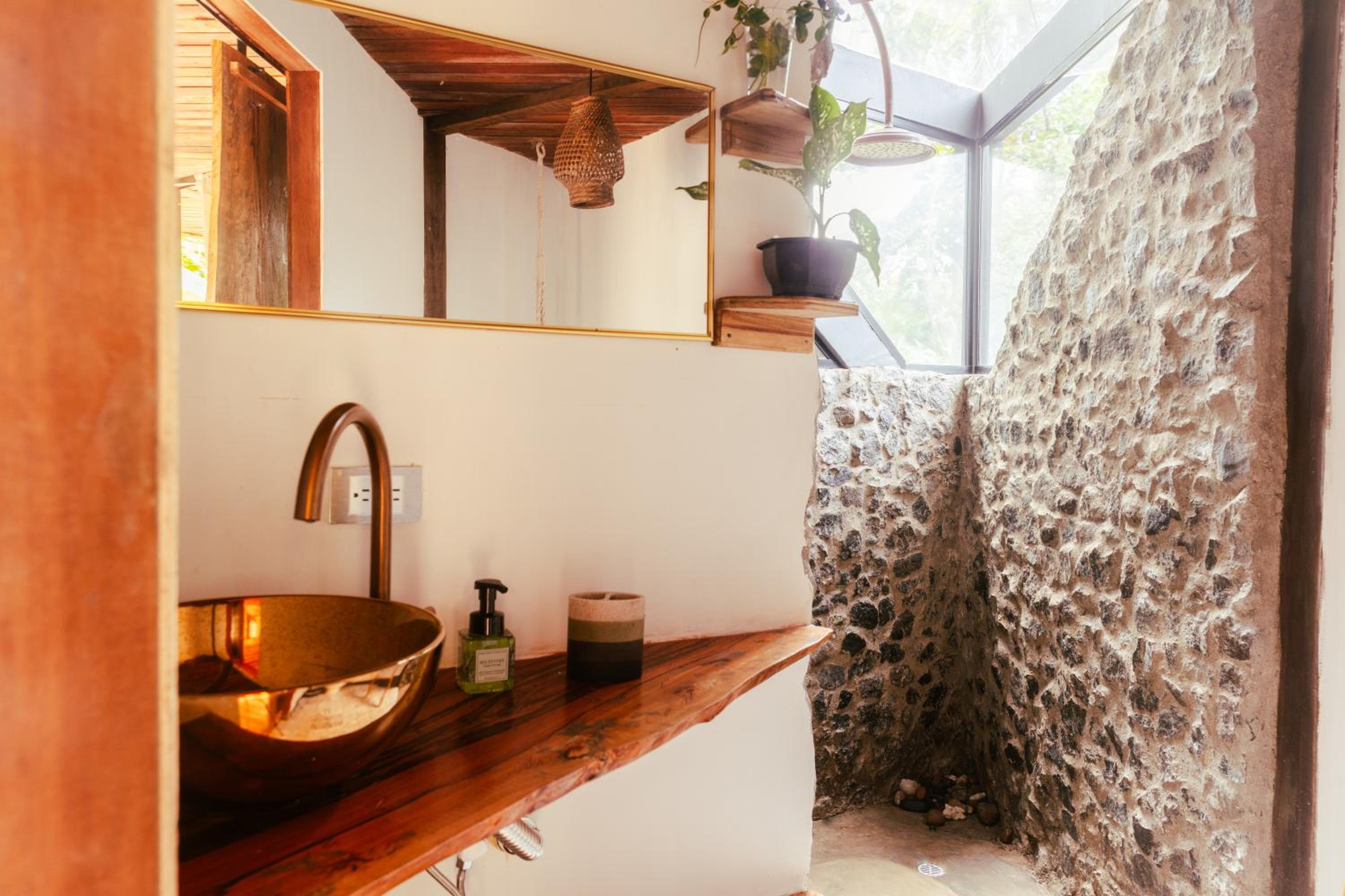Almara House
