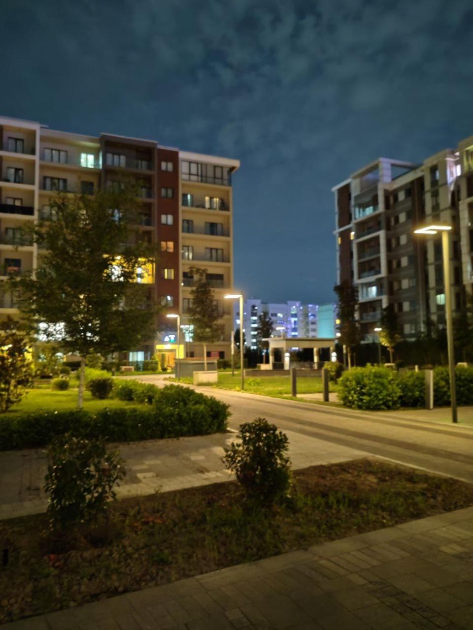 Tashkent city Gardens E 8-73 view 4