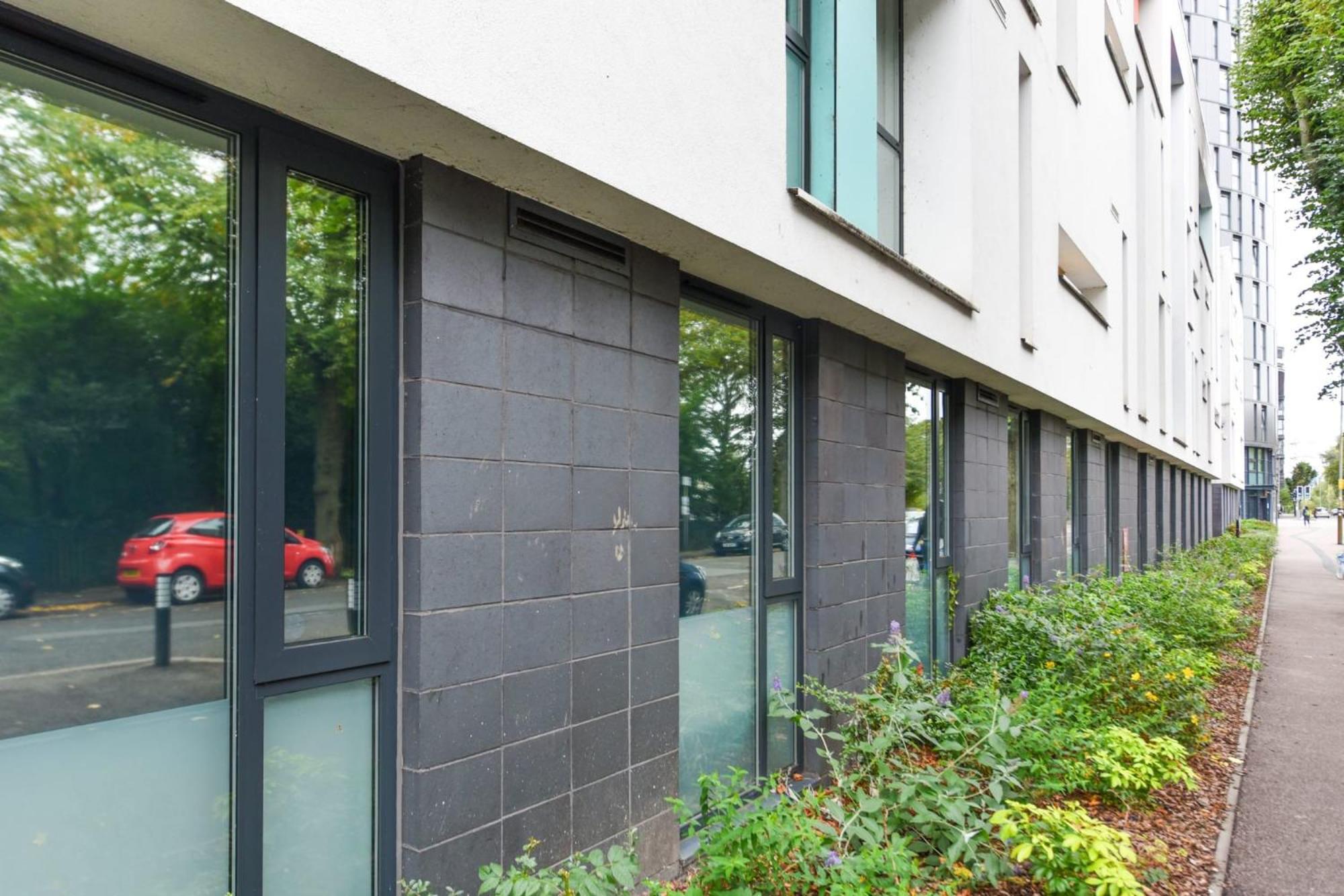 For Students Only Private Bedrooms In Eastern Boulevard In The Heart Of Leicester view 2