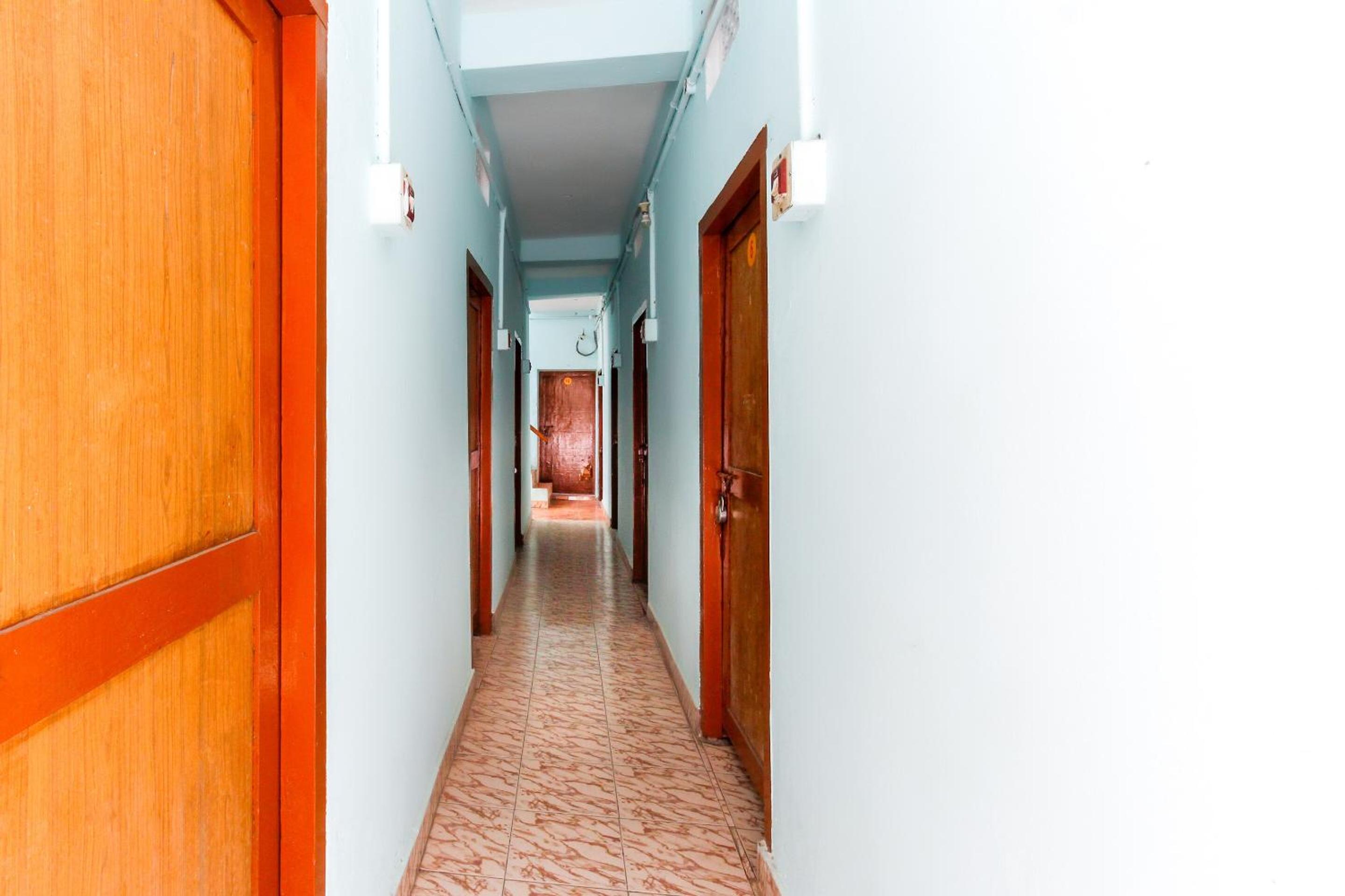Hotel O Annai