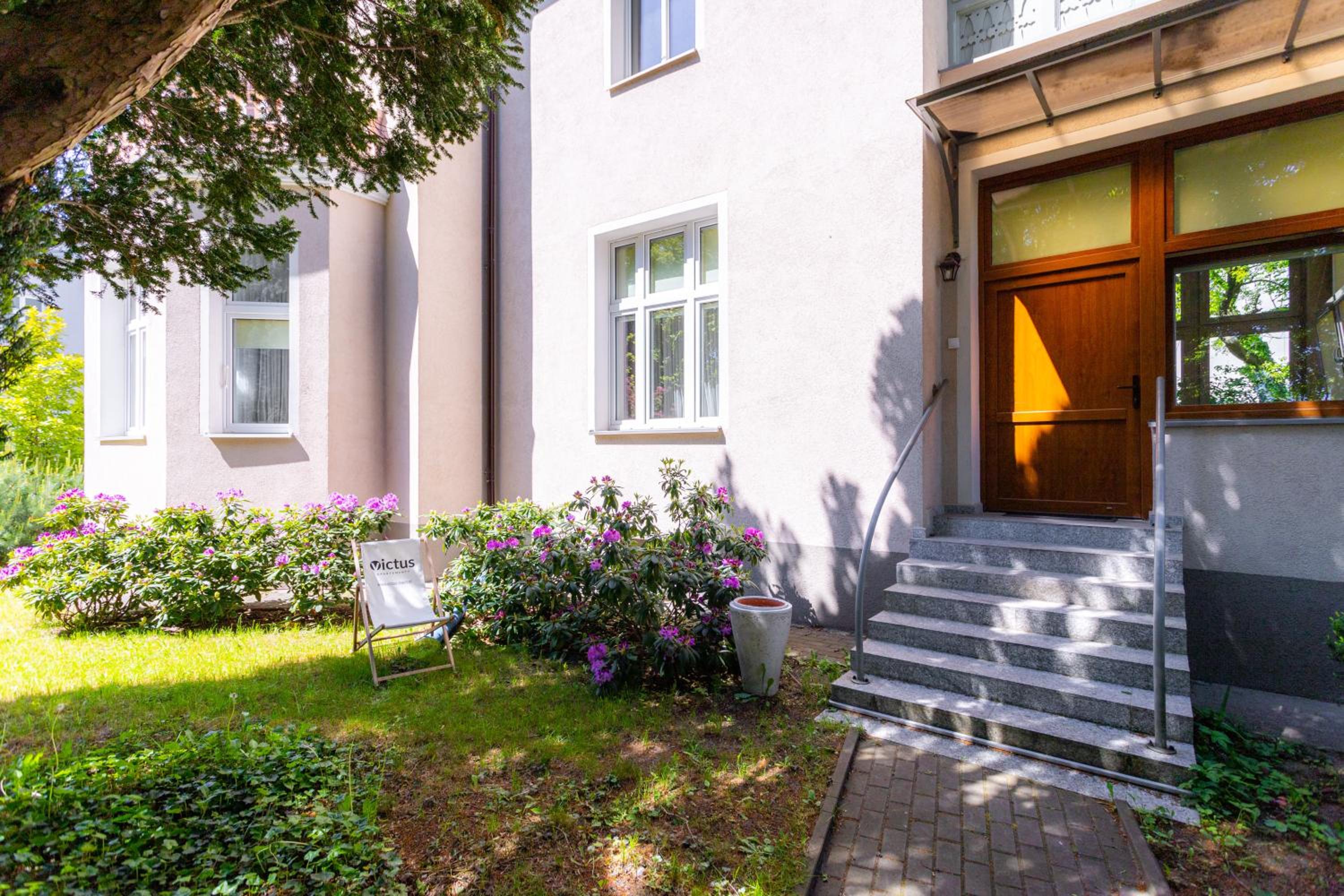 Victus Cosy Studio close to the Beach by Noclegi Renters view 3