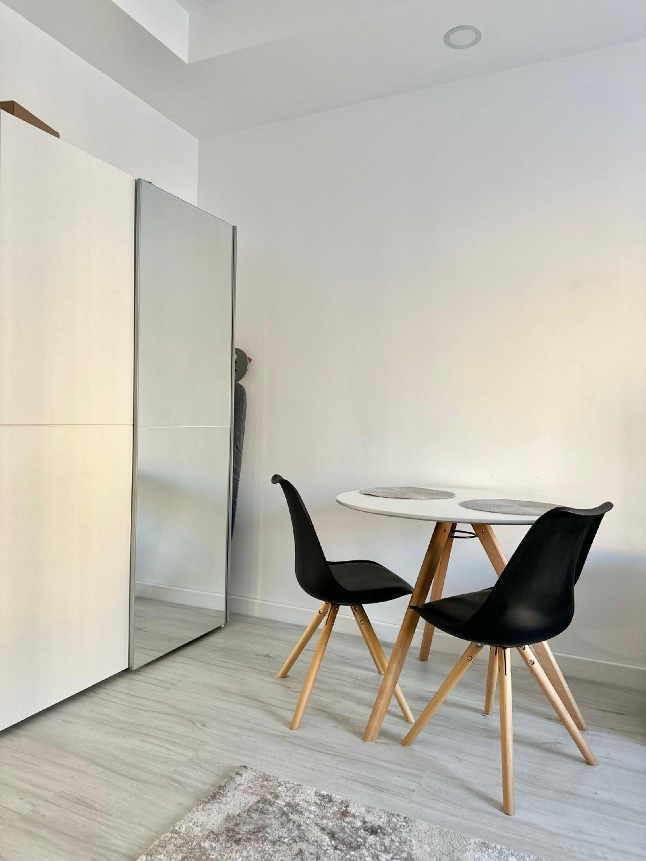 Single Room B101 StayInn by Cosmopolis