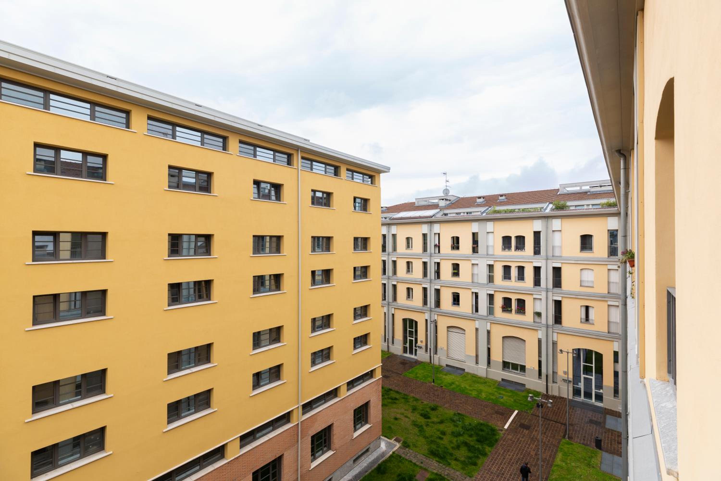 Suzzani 96 - Bicocca Area