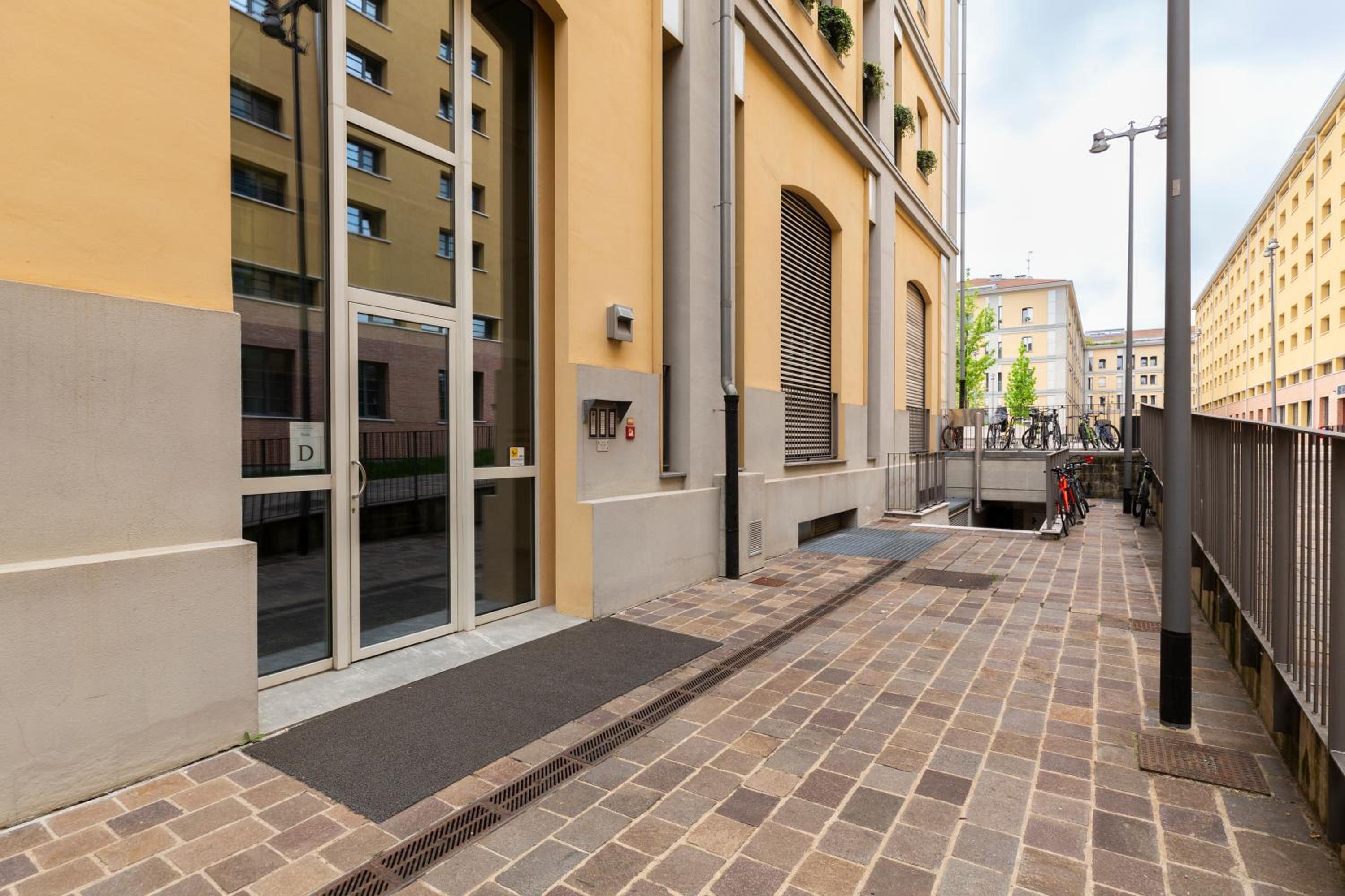 Suzzani 96 - Bicocca Area