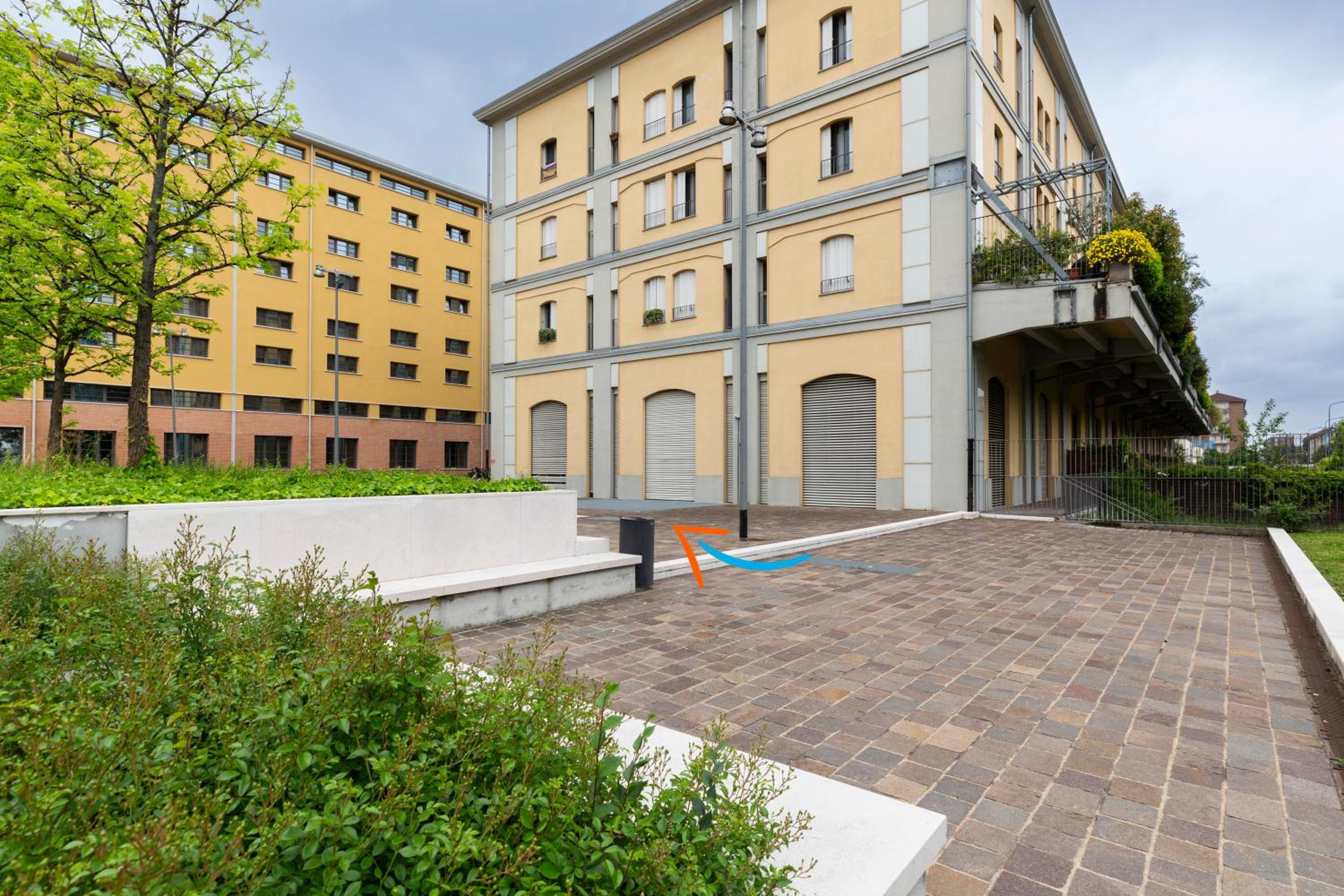 Suzzani 96 - Bicocca Area